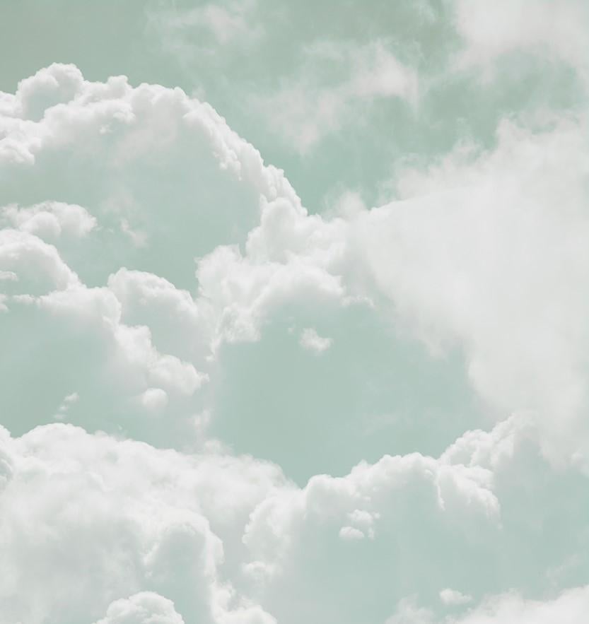 „Clouds #7“ (2024) von Tal Paz-Fridman, limitierter Fotodruck, 18 x 12 Zoll im Angebot 2
