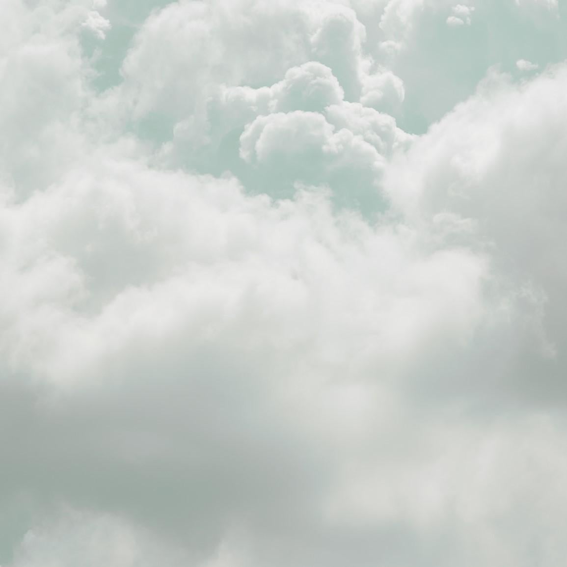 „Clouds #7“ (2024) von Tal Paz-Fridman, limitierter Fotodruck, 24 x 16 Zoll im Angebot 3