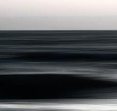 "L'unicità delle onde XLI" (2024) di Tal Paz-Fridman, Stampa fotografica, 18 x 12 pollici