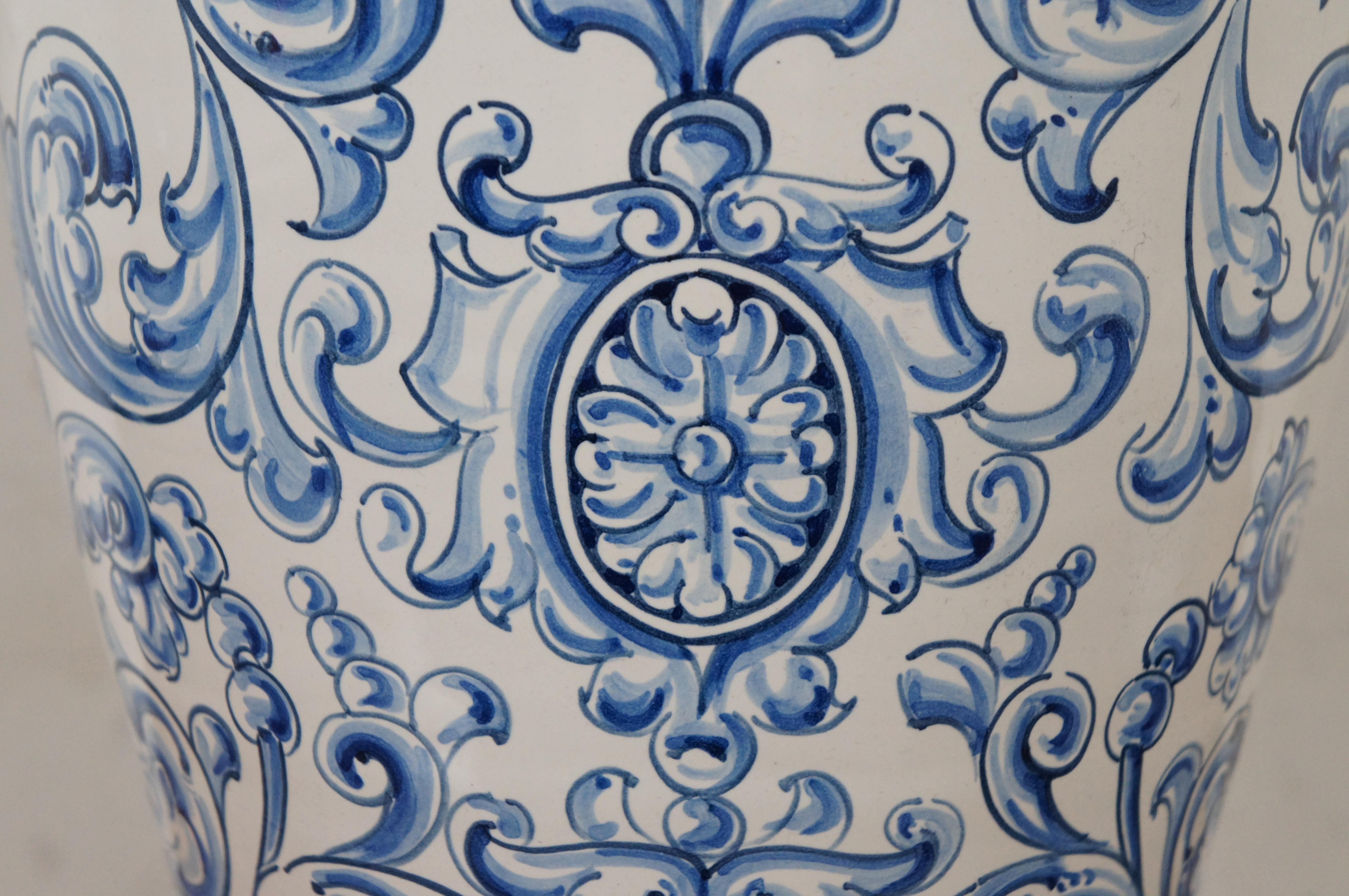 20th Century Talavera El Carmen Spain Pottery Blue & White Lidded Mantel Urn Vase 22