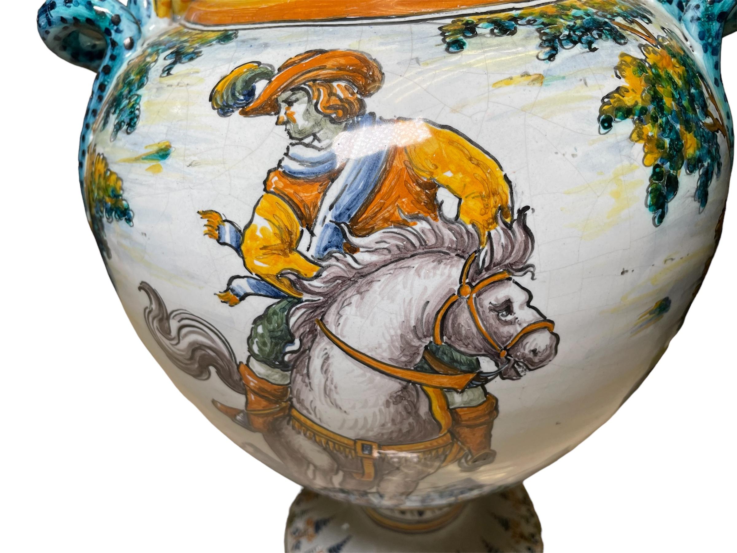 Spagnolo Vaso ad anfora/innesto in maiolica di Talavera dipinto a mano in vendita