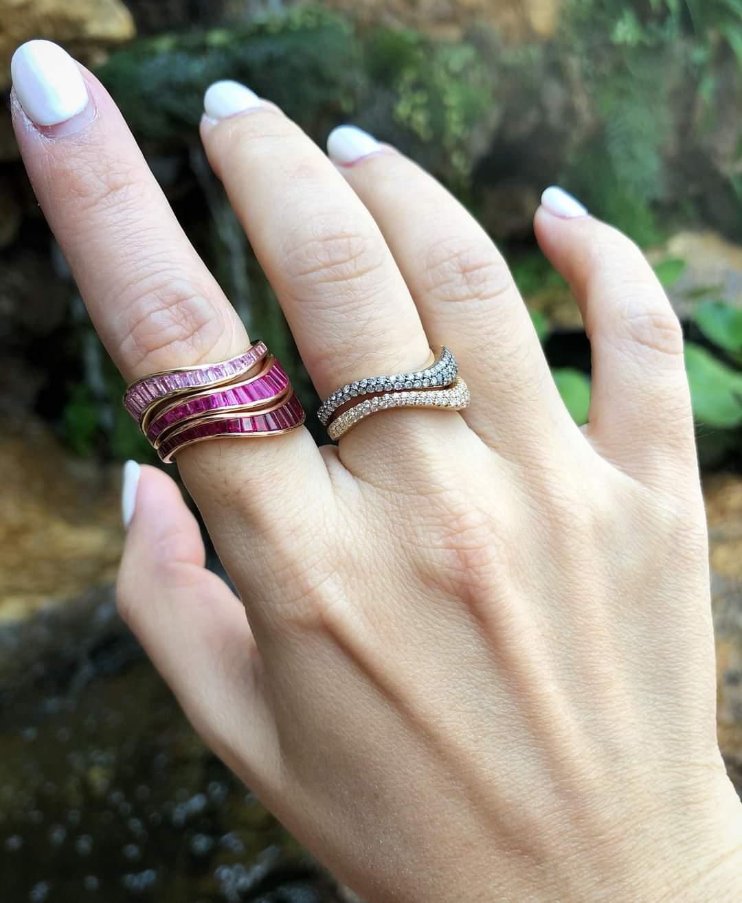 Talay Flow Baguette Diamond Ring In condizioni Nuovo in vendita a Bangkok, 10
