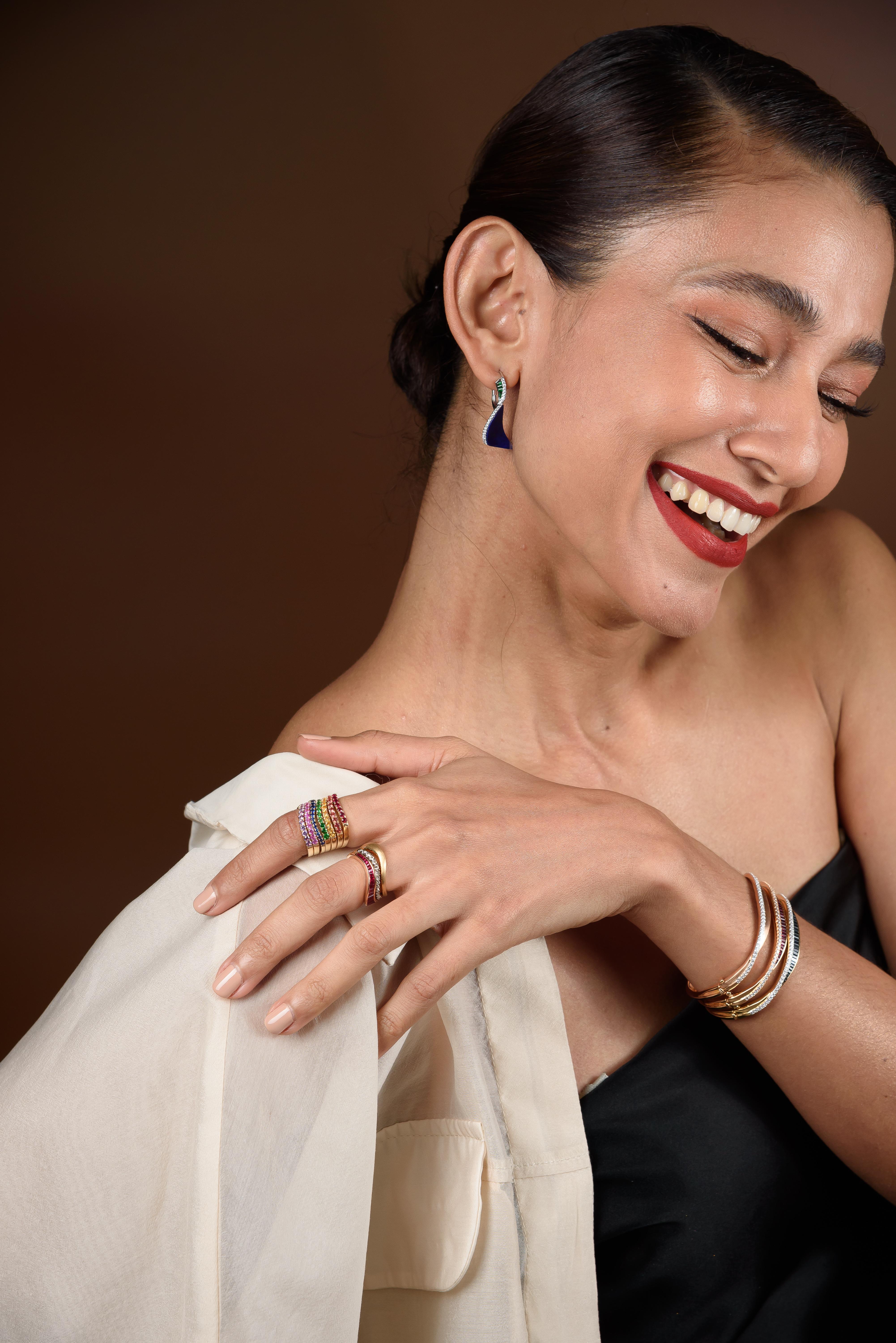 Anello Talay Flow Wave con pavé di rubini in oro rosa 18 carati di Kavant Sharart in vendita 2