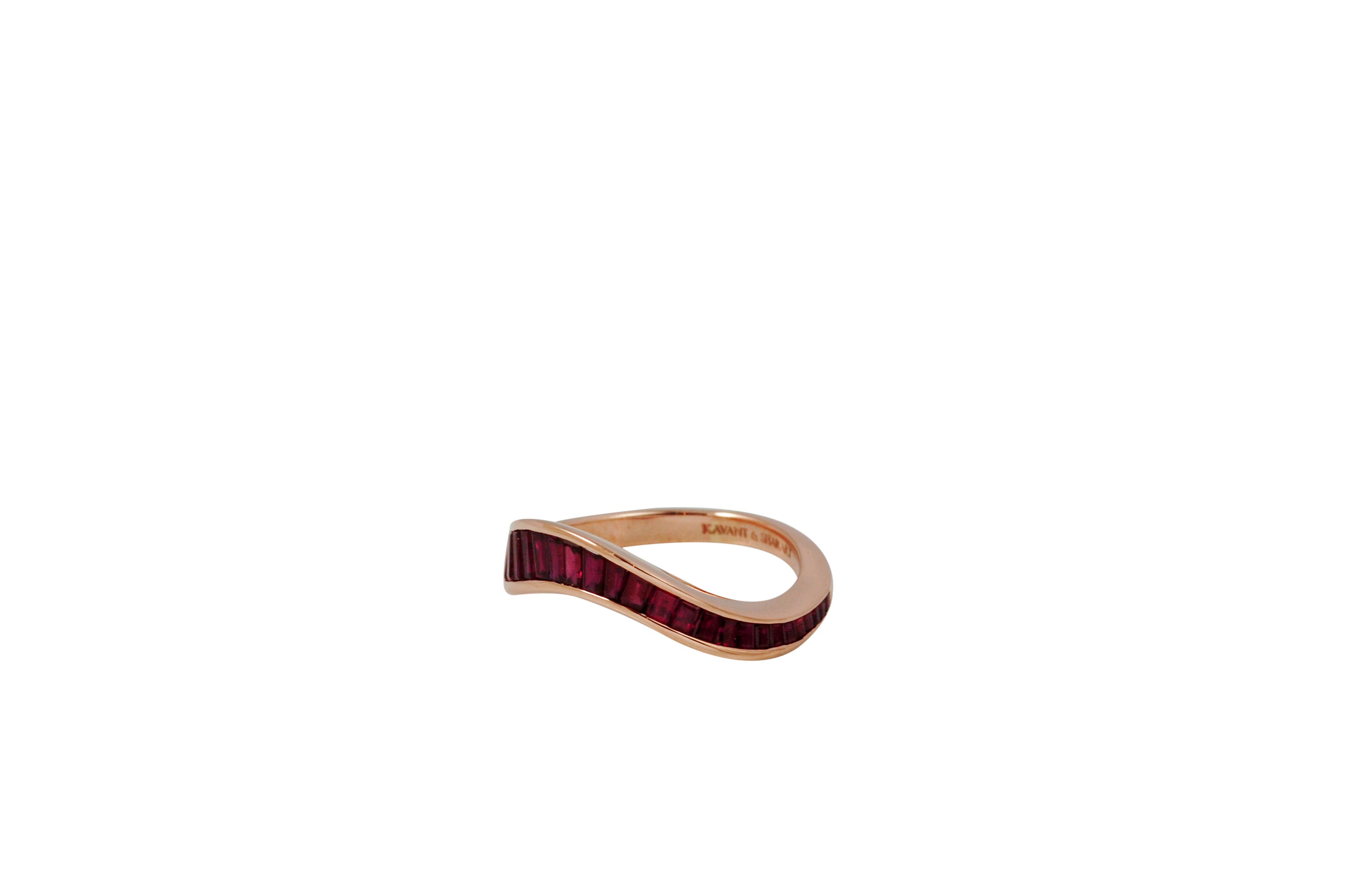 Taglio baguette Anello Talay Flow Wave con rubino in oro rosa 18 carati in vendita