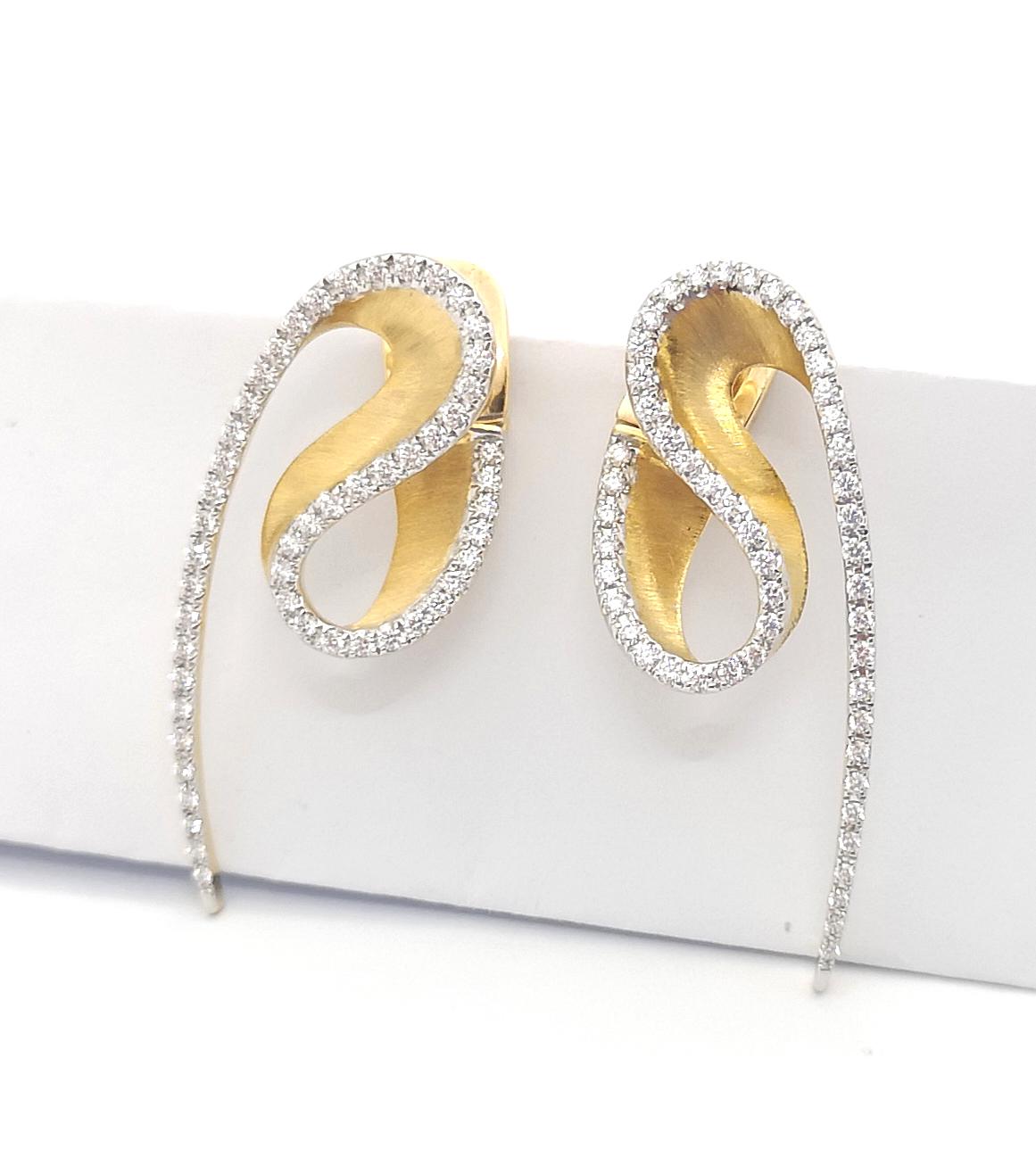 Talay Wave Brushed Gold Diamond Earrings 18k Gold For Sale 2