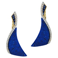 Lapis-lazuli flottant Talay, saphirs bleus et diamants  Boucles d'oreilles en or 18K