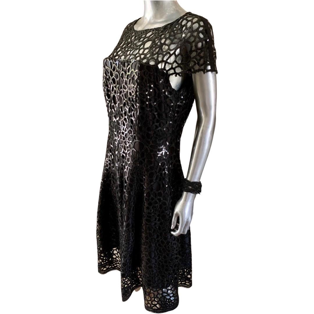 Talbot Runhof Vestido de lentejuelas de encaje de guipur negro propiedad de famosos, Raro. Talla 10 Negro en venta