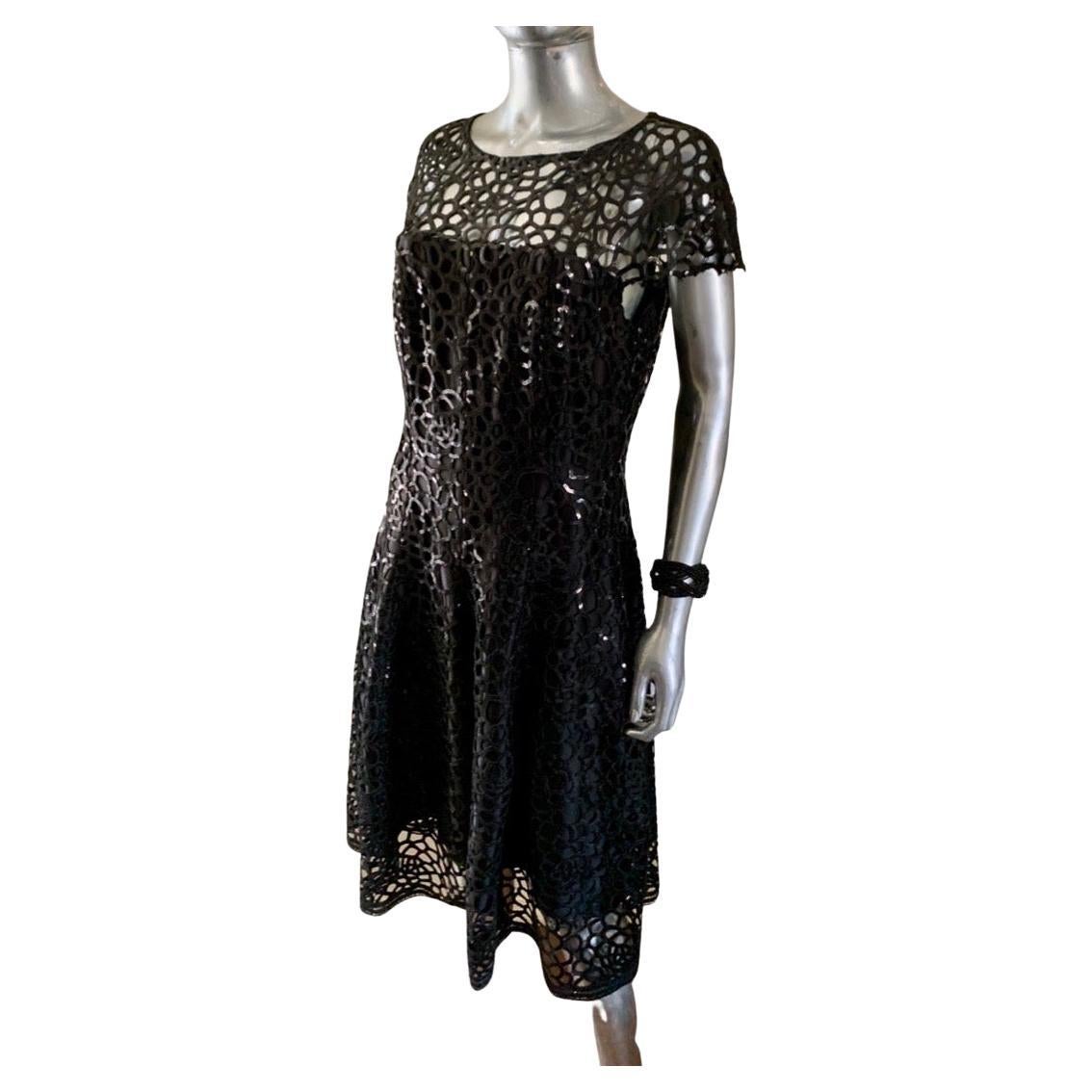 Talbot Runhof - Vestito in pizzo guipure nero con lustrini, raro. Taglia 10 in vendita