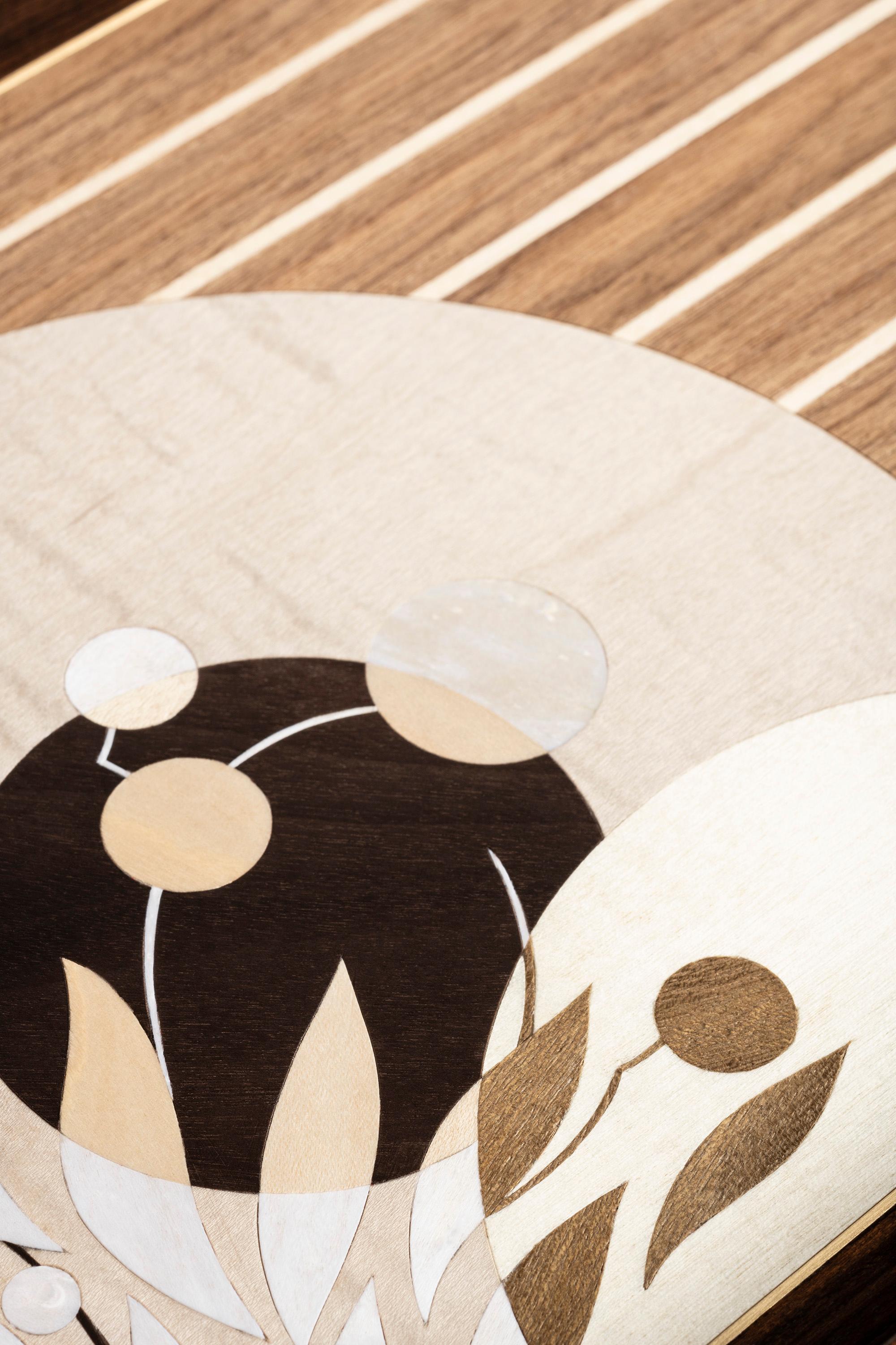 Moderne Plateau en bois incrusté Talea, inspiration japonaise, fabriqué à la main par Giordano Vigan en vente
