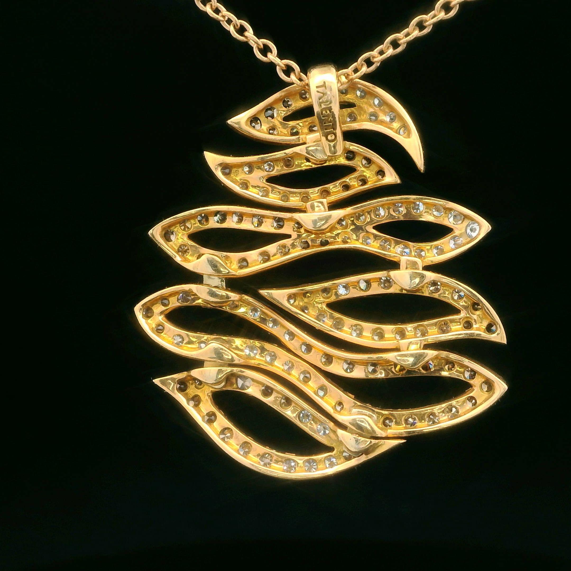 Moderno Collana con ciondolo in oro rosa 18 carati Talento Fancy Color e diamanti incolori in vendita