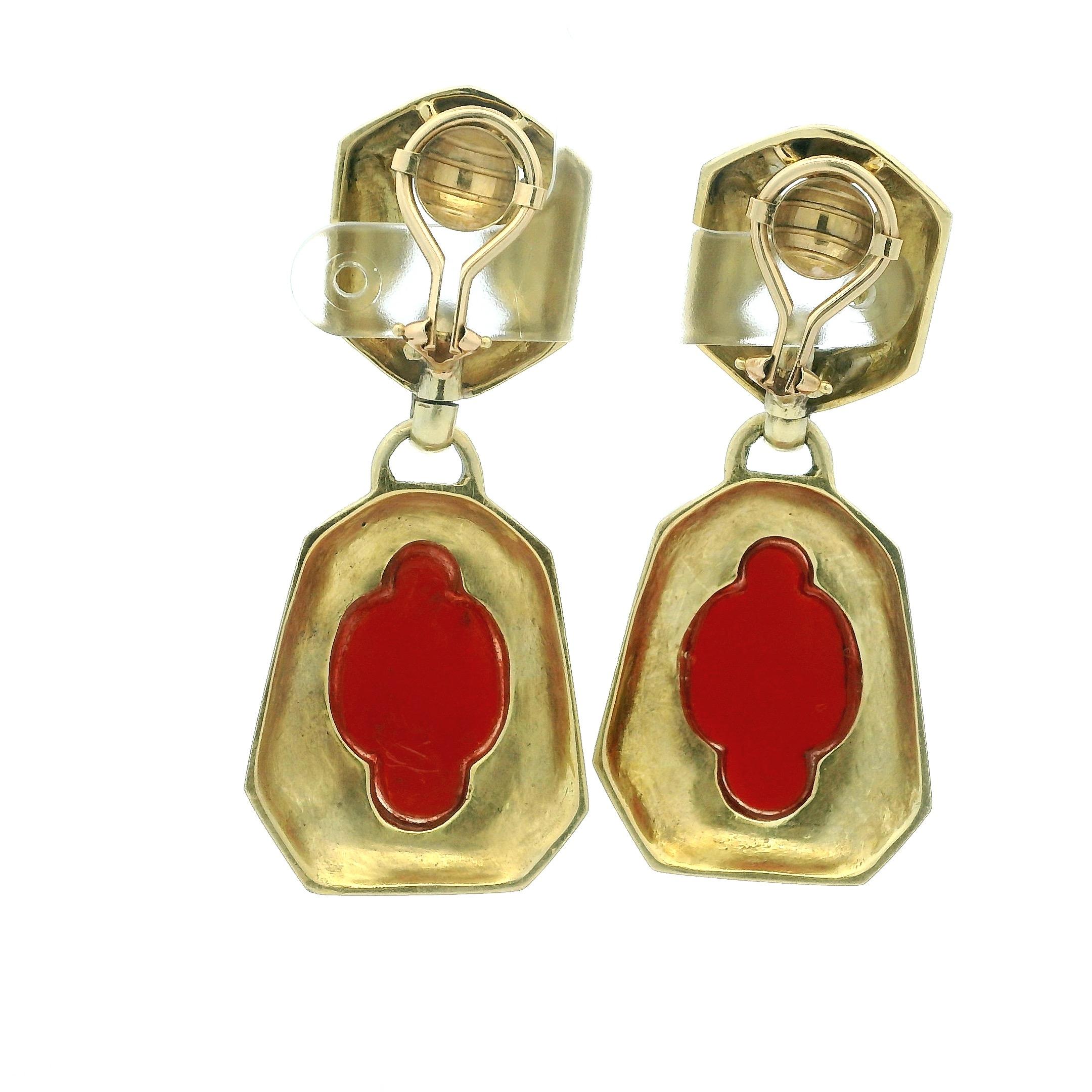 Talia Jade One-of-a-Kind Coral Enamel Door Knocker Earrings, 18K Gold, 1990s For Sale 4