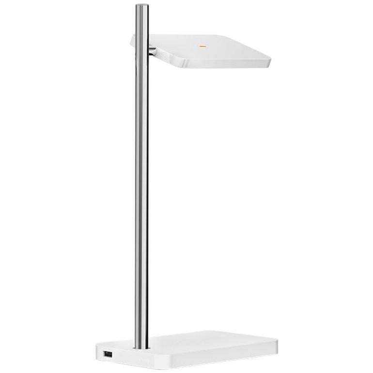 Lampe de bureau Talia en blanc mat/gris et finition chromée par Pablo Designs en vente