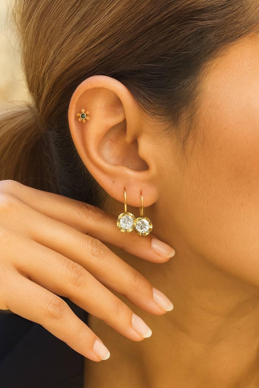 boucles d'oreilles en or blanc et rose Art déco 1940 (Approx. 1.10 ct) en vente 2