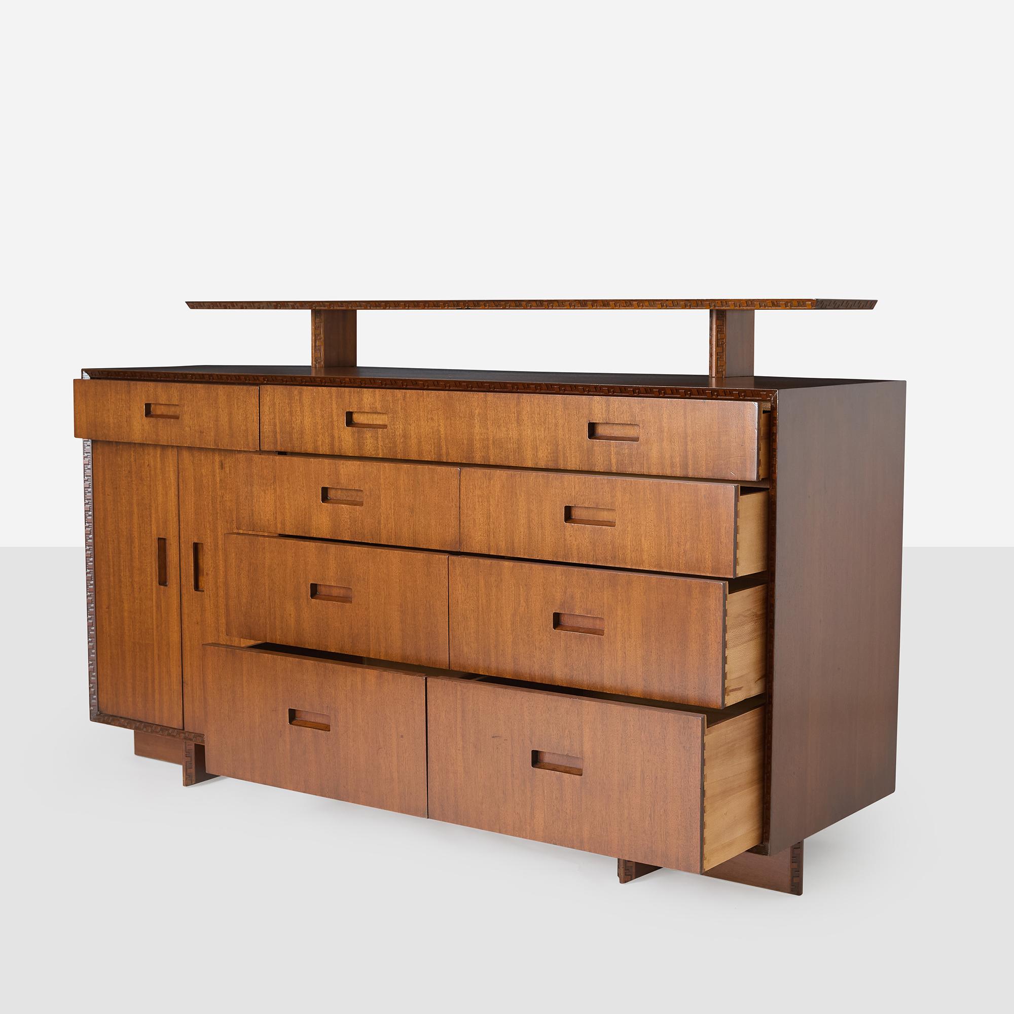 Americano Credenza Taliesin in mogano di Frank Lloyd Wright in vendita