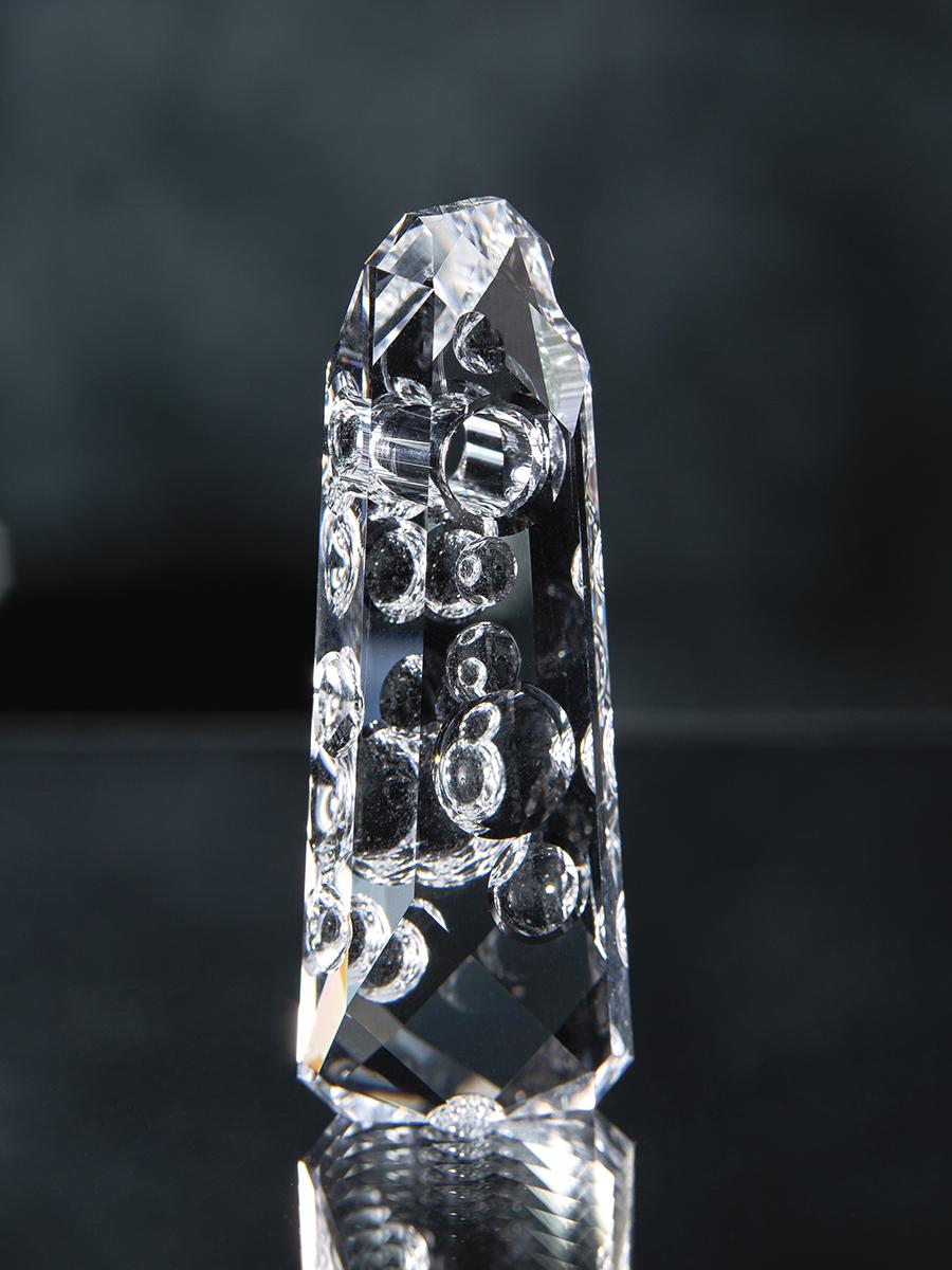 Talisman VII. geschnitzter Bergkristall-Anhänger Amulet-Naturquarz im Zustand „Neu“ im Angebot in Berlin, DE