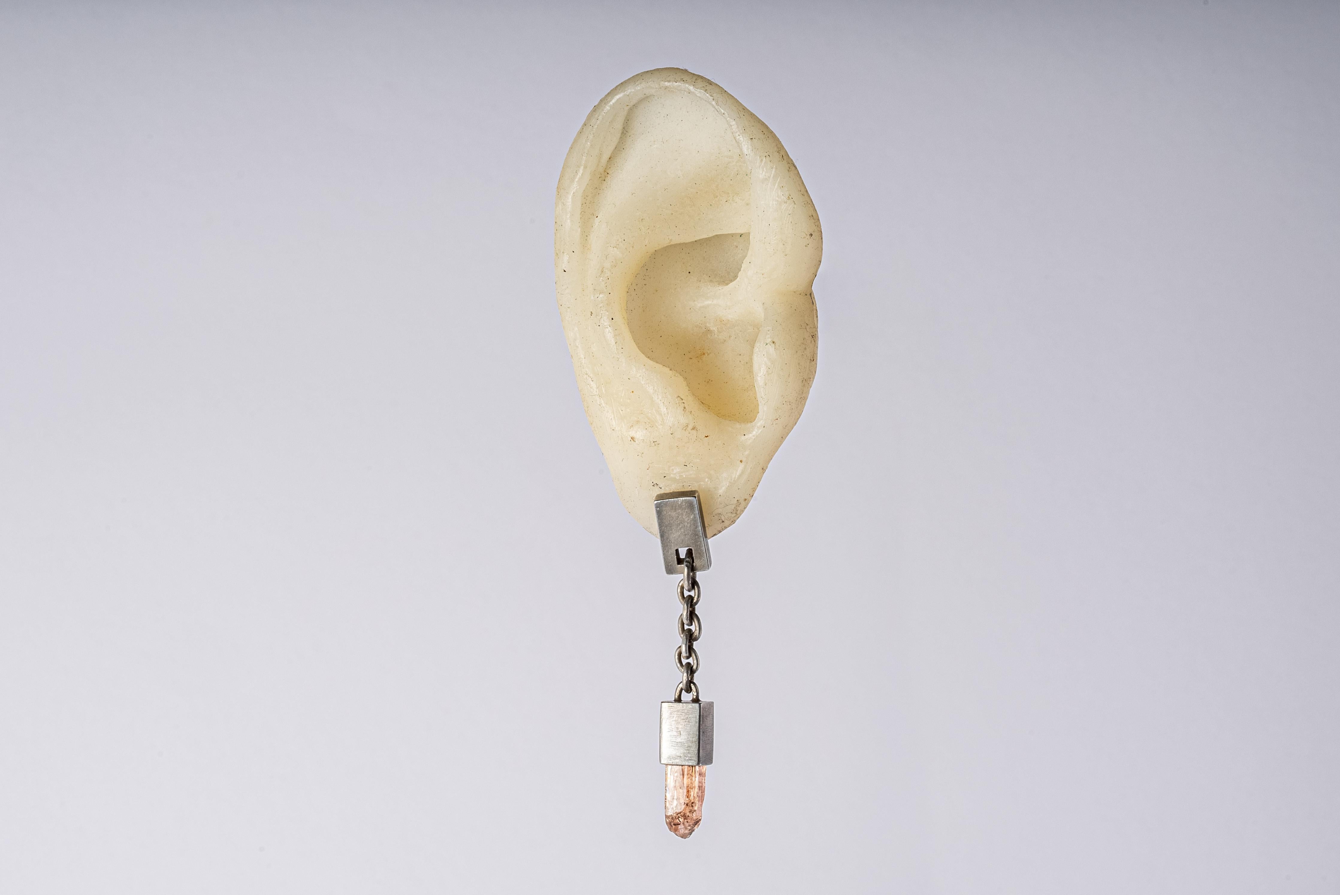 Talisman Dangle Earring (Imperial Topaz, DA+ITOP) In New Condition For Sale In PARIS, FR