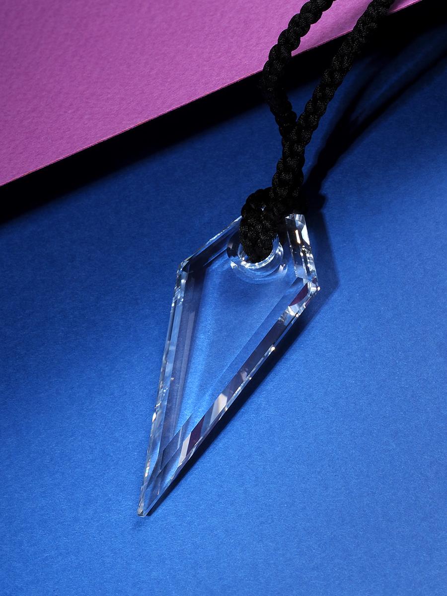 Talisman III Carved Bergkristall Anhänger Healing Edelstein Magie Schmuck Halskette im Angebot 6