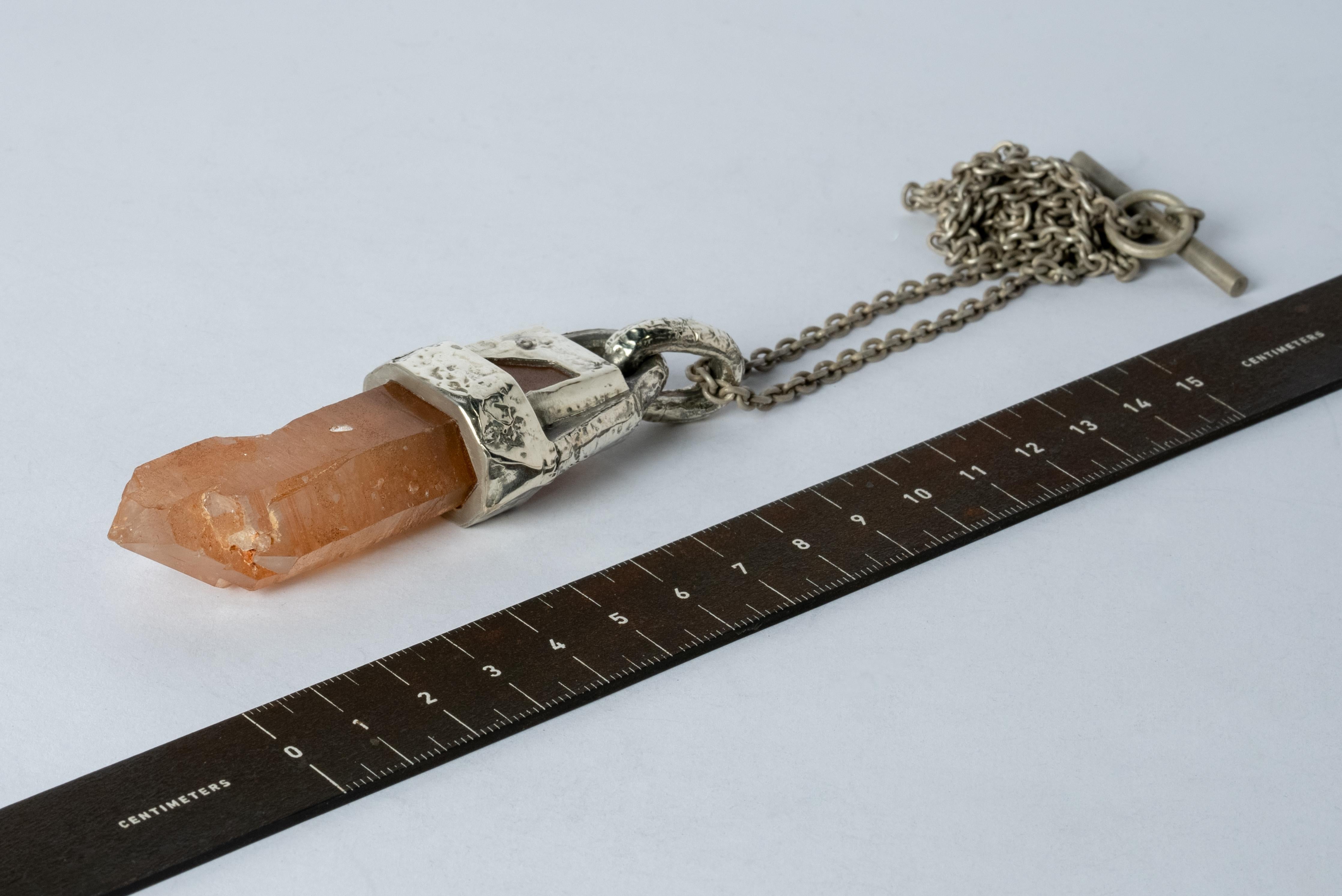 Talisman Necklace (Brace-Held, Healed, Fuse, Iron Quartz, DA10KW+IRQ) In New Condition For Sale In Paris, FR
