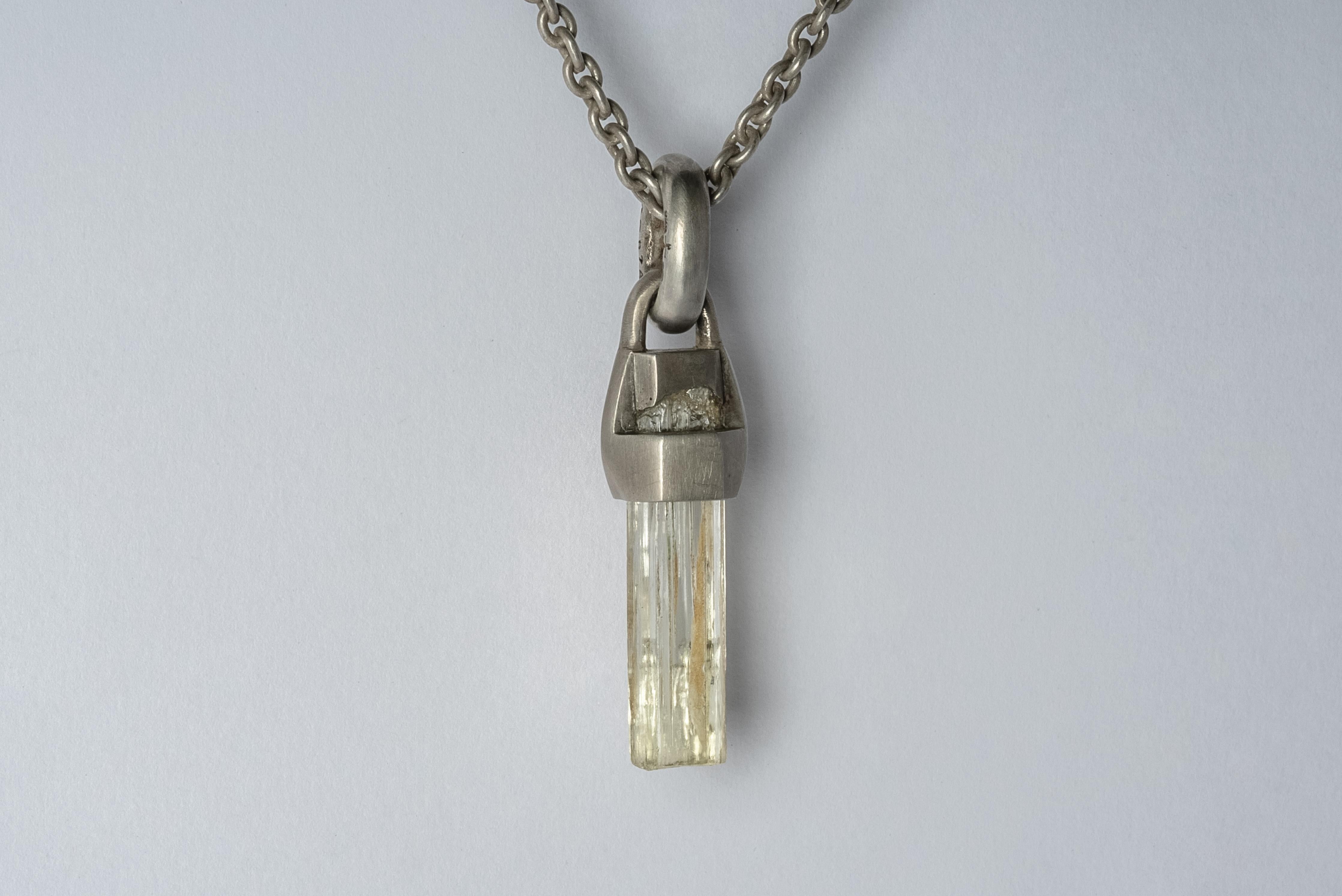 Rough Cut Talisman Necklace (Brace-Held, Healed, Heliodor, DA+HEL) For Sale