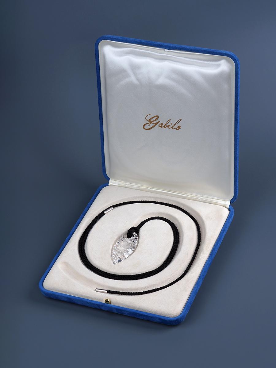 Talismano V Rock Collana di cristallo Uomo Regalo di Natale Unisex Compleanno Giappone seta in vendita 1