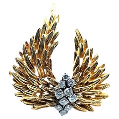 Talisman Wings Brooch with Diamonds in 18 Karat Yellow Gold