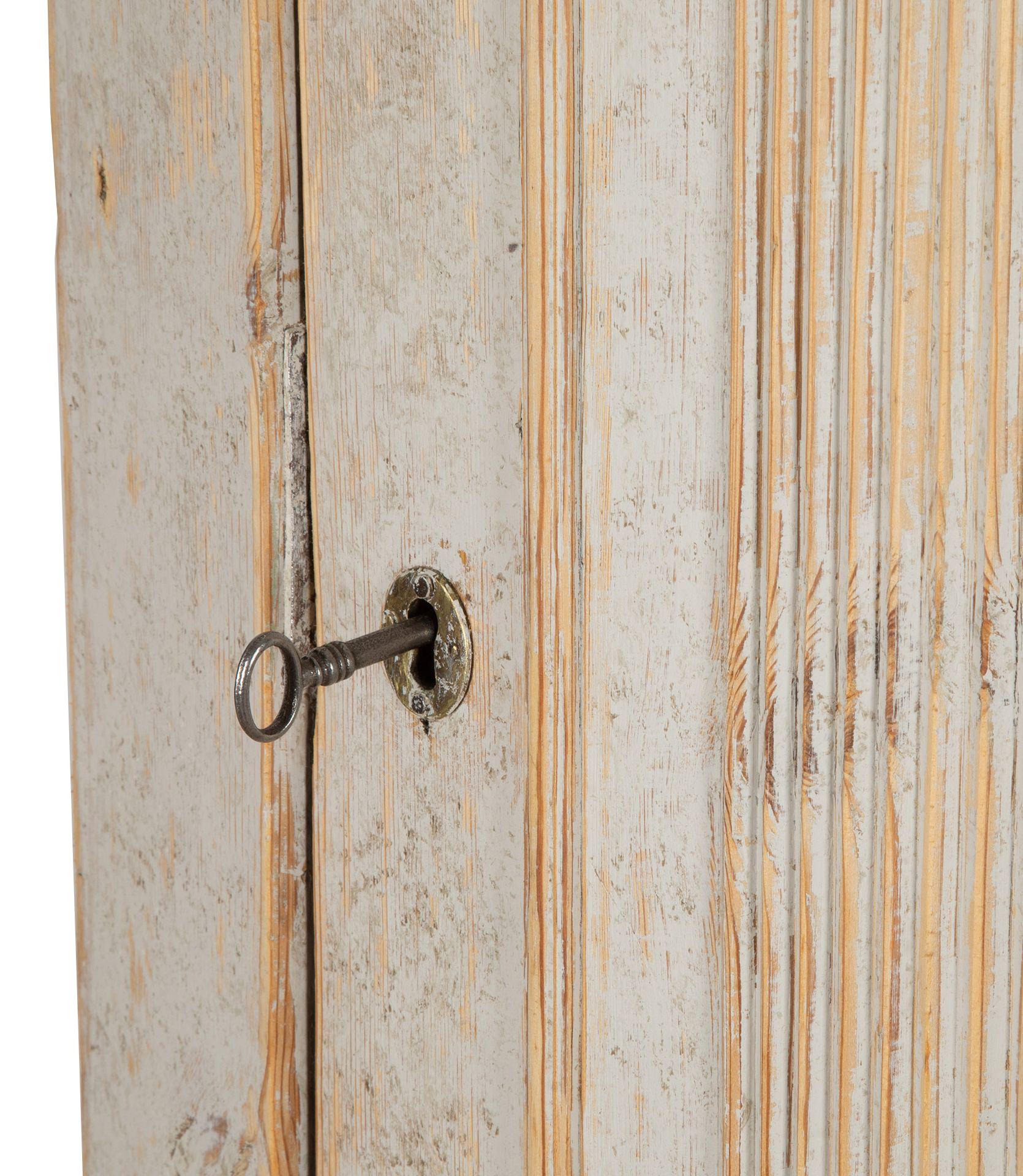 Wood Tall 18th Century Swedish Gustavian Corner Cupboard