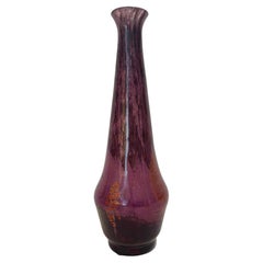 Vaso alto Daum Nancy del 1920 con inclusioni di foglie d'oro, firmato
