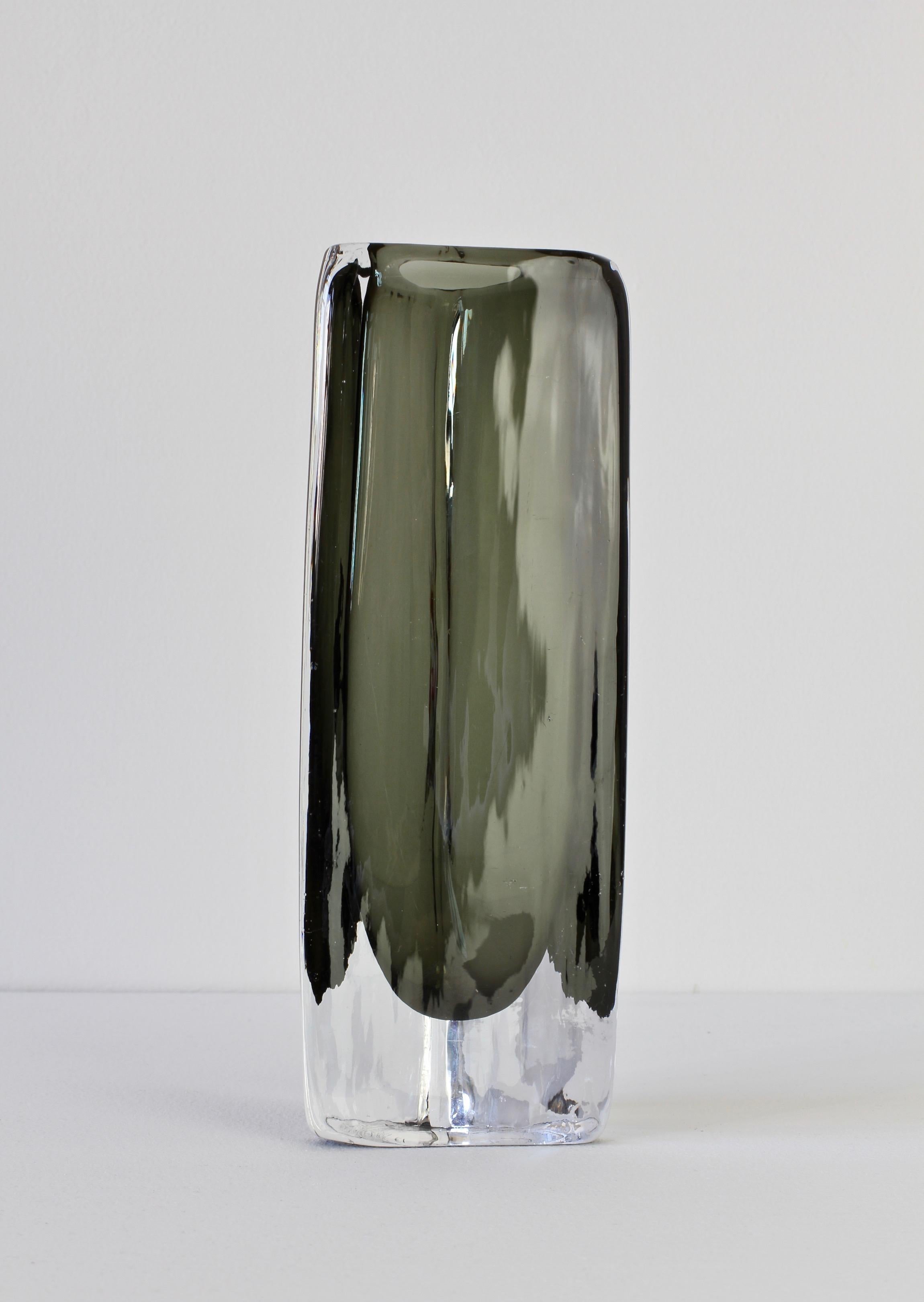A tall dark smoke toned and clear Sommerso crystal glass vase designed by Nils Landberg (1907-1991) for Orrefors Glass, Sweden, circa 1950-1959. Beautiful vase from the 'Dusk' series - good size and in generally good condition - the inside of the