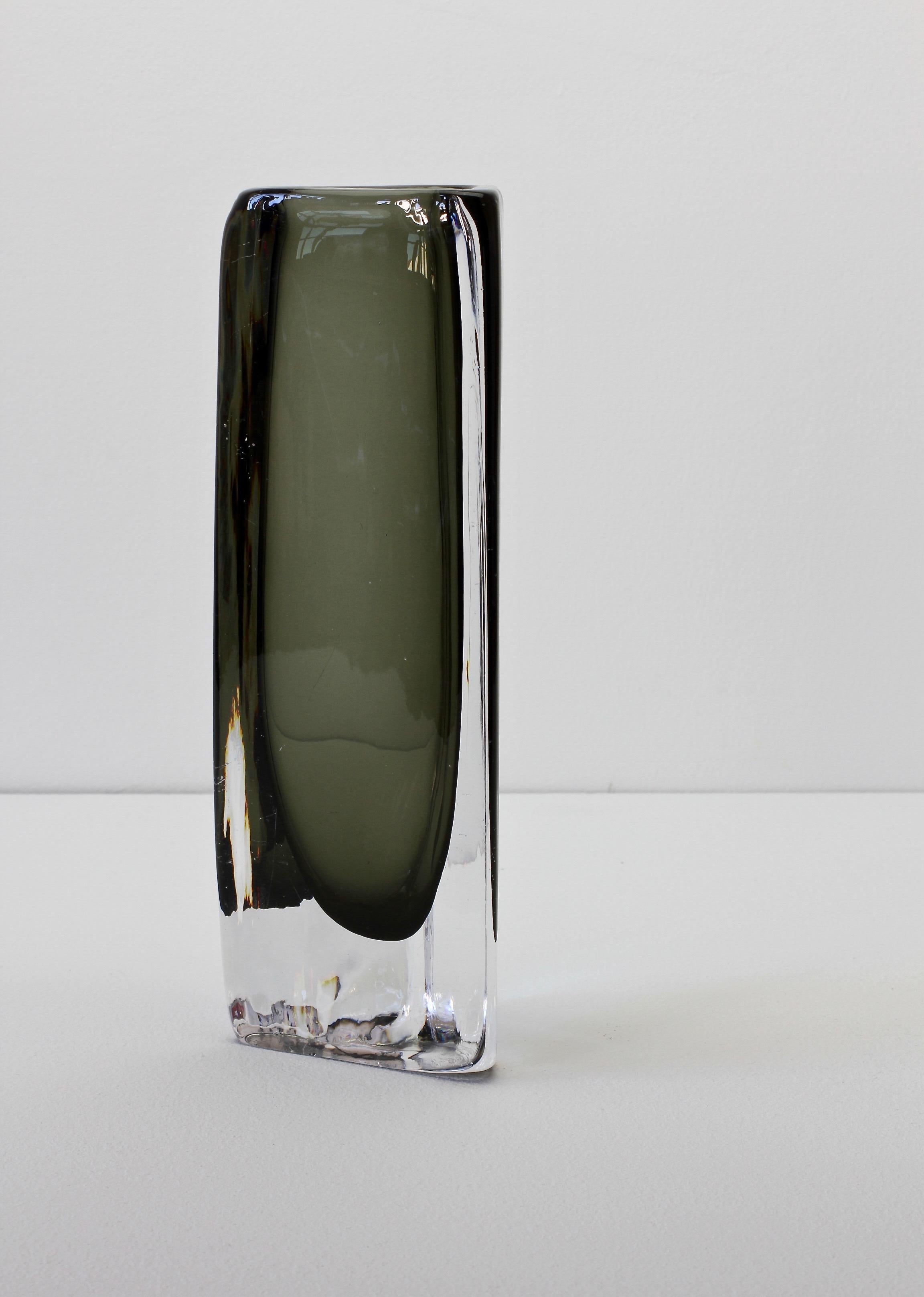 Swedish Tall 1950s Dark Toned Sommerso Vase Signed Nils Landberg for Orrefors Glass For Sale