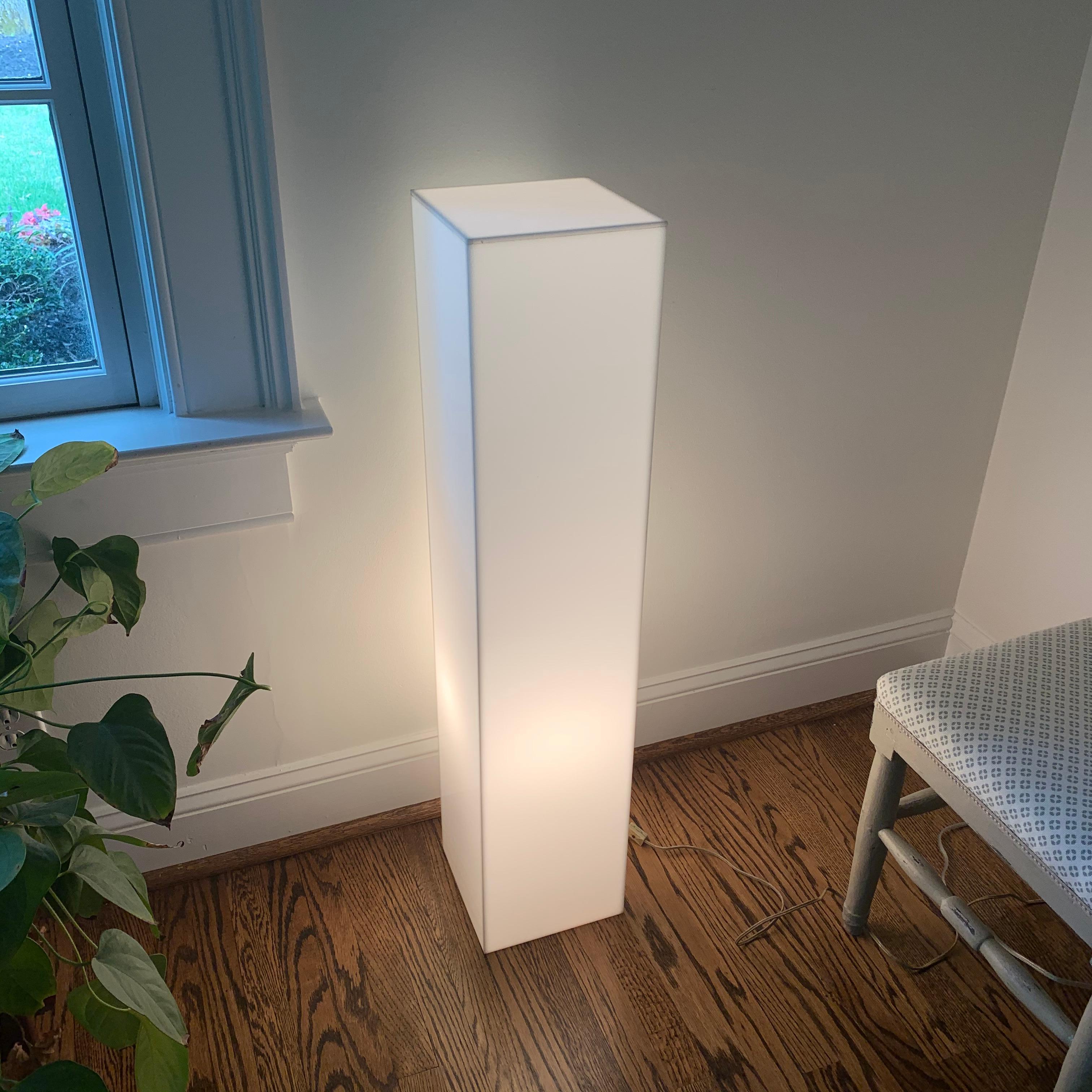 Tall 1970s Electrified White Lucite Or Acrylic Pedestal Stand Display Column For Sale 1