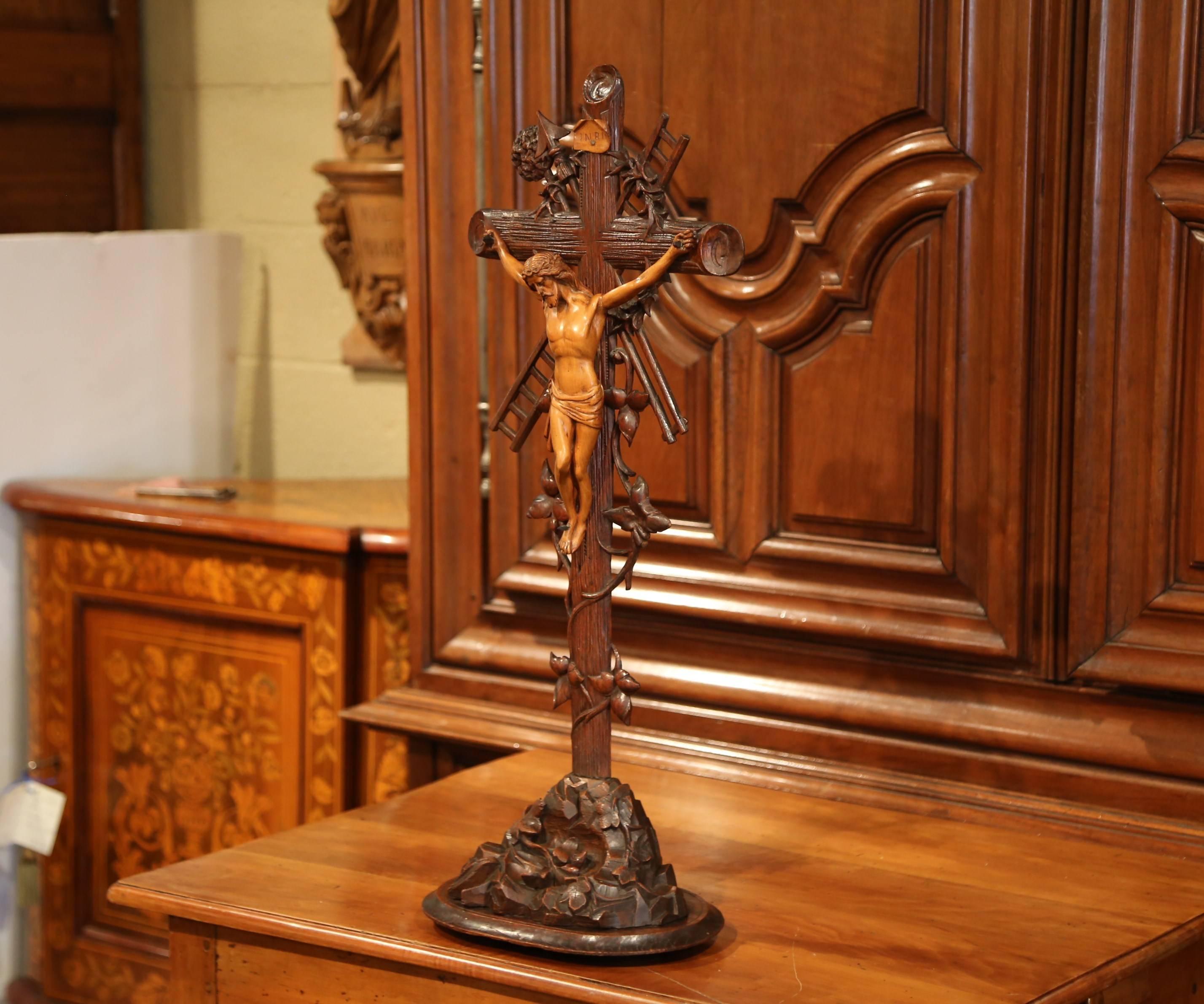 Tall 19th Century French Black Forest Carved Walnut Crucifix with Jesus Christ In Excellent Condition In Dallas, TX