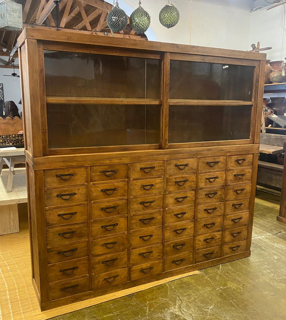 Early 20th Century Shop Chest with Sliding Glass Door Atop 42 Drawers 6