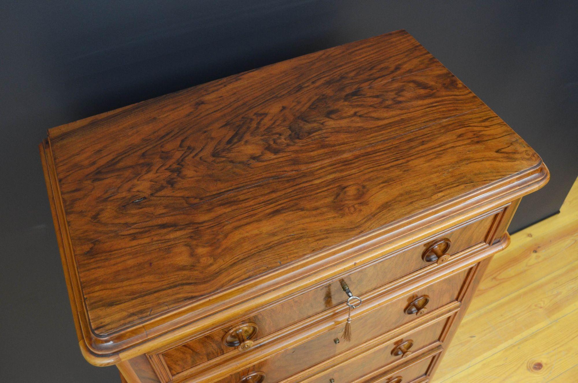 Tall 19th Century Walnut Chest of Drawers In Good Condition In Whaley Bridge, GB
