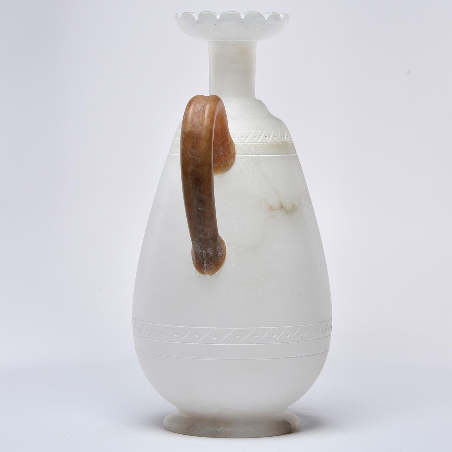 Tall Alabaster Ewer with Contrasting Handle and Fluted Rim In New Condition For Sale In Troy, MI