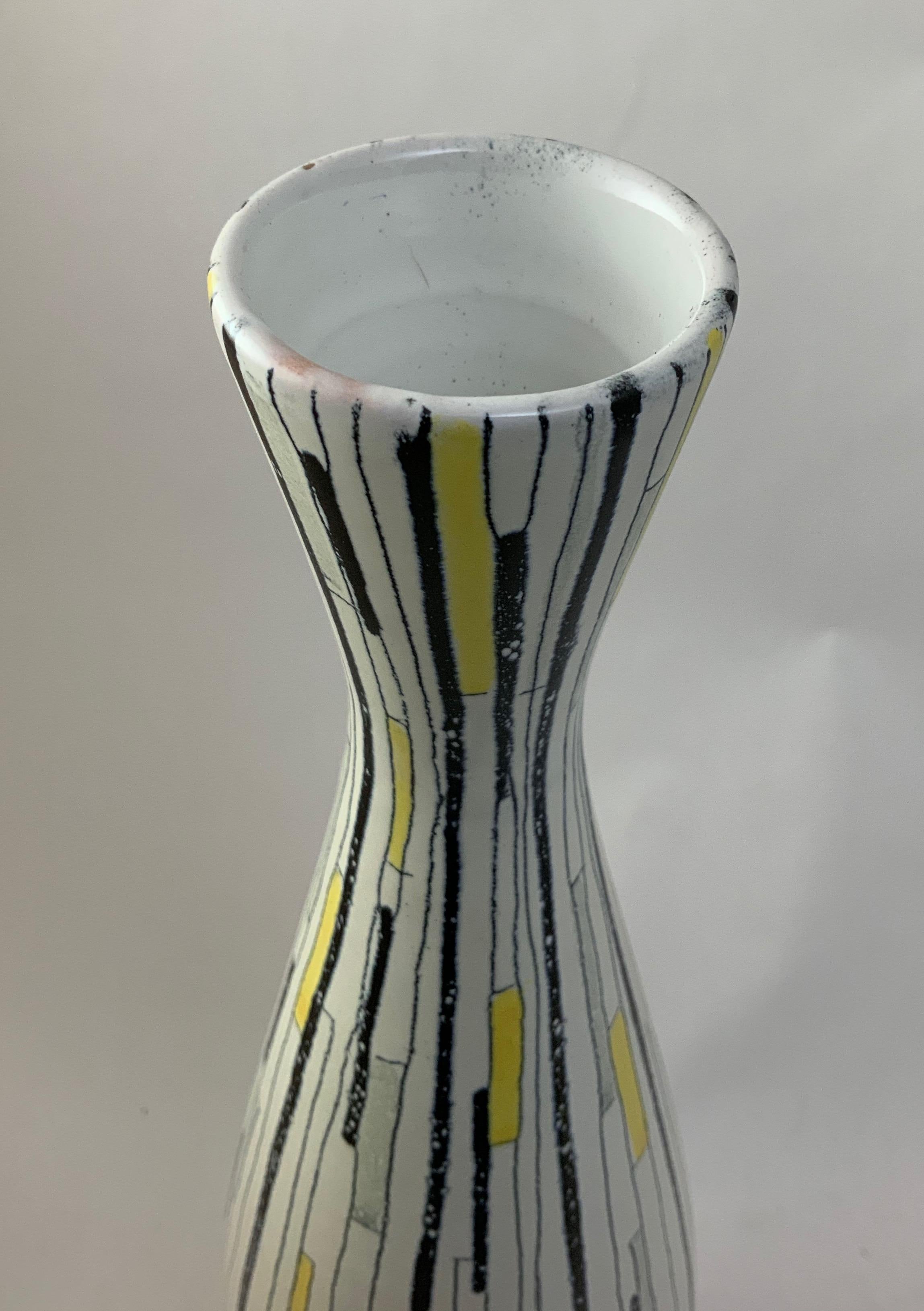 Tall Aldo Londi for Bitossi Patchwork Vase In Good Condition For Sale In Garnerville, NY