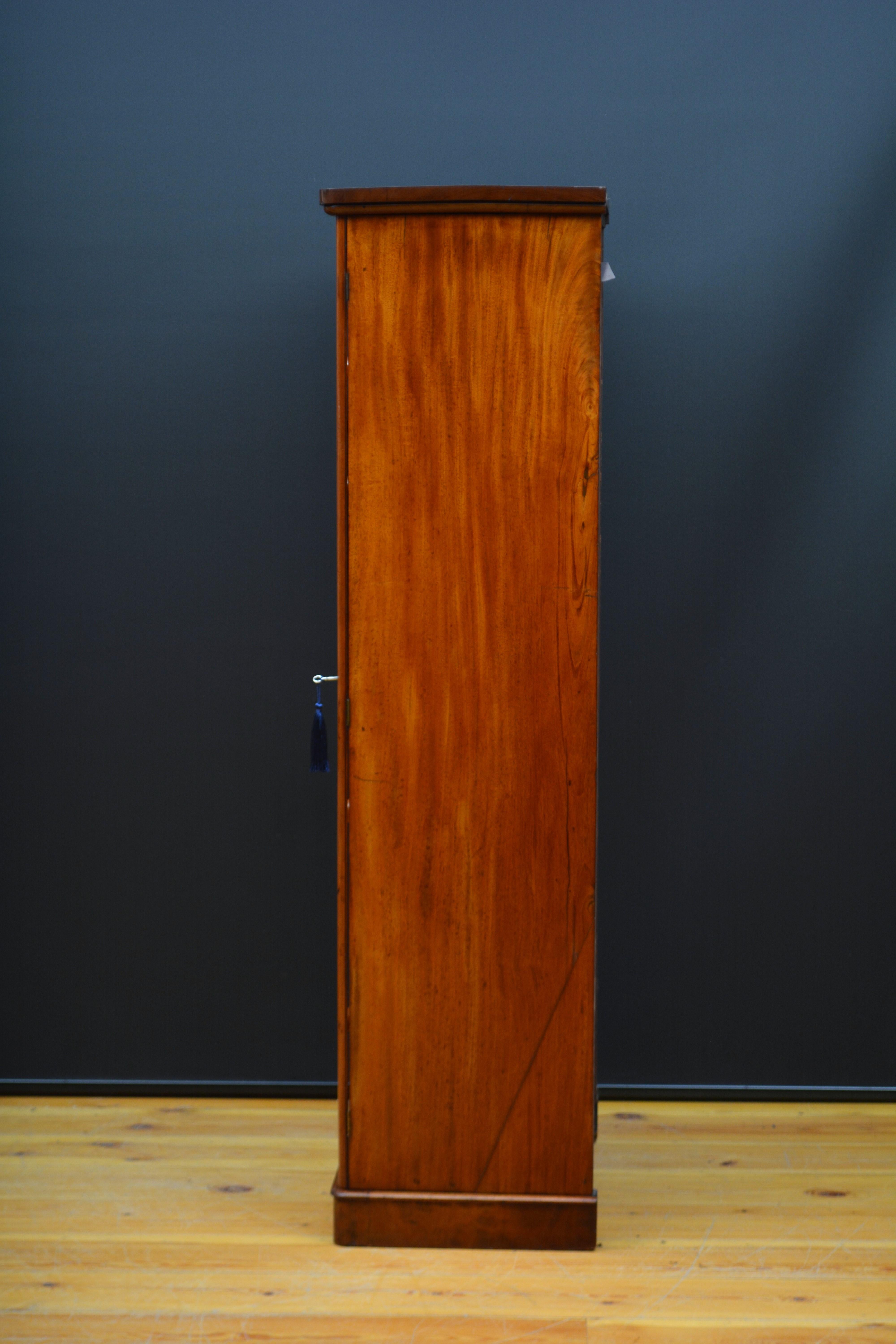 Tall and Slim Victorian Mahogany Chest of Drawers For Sale 8