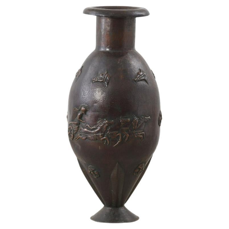 Tall Angelo Bragalini vase in copper - Italy, 1950s For Sale