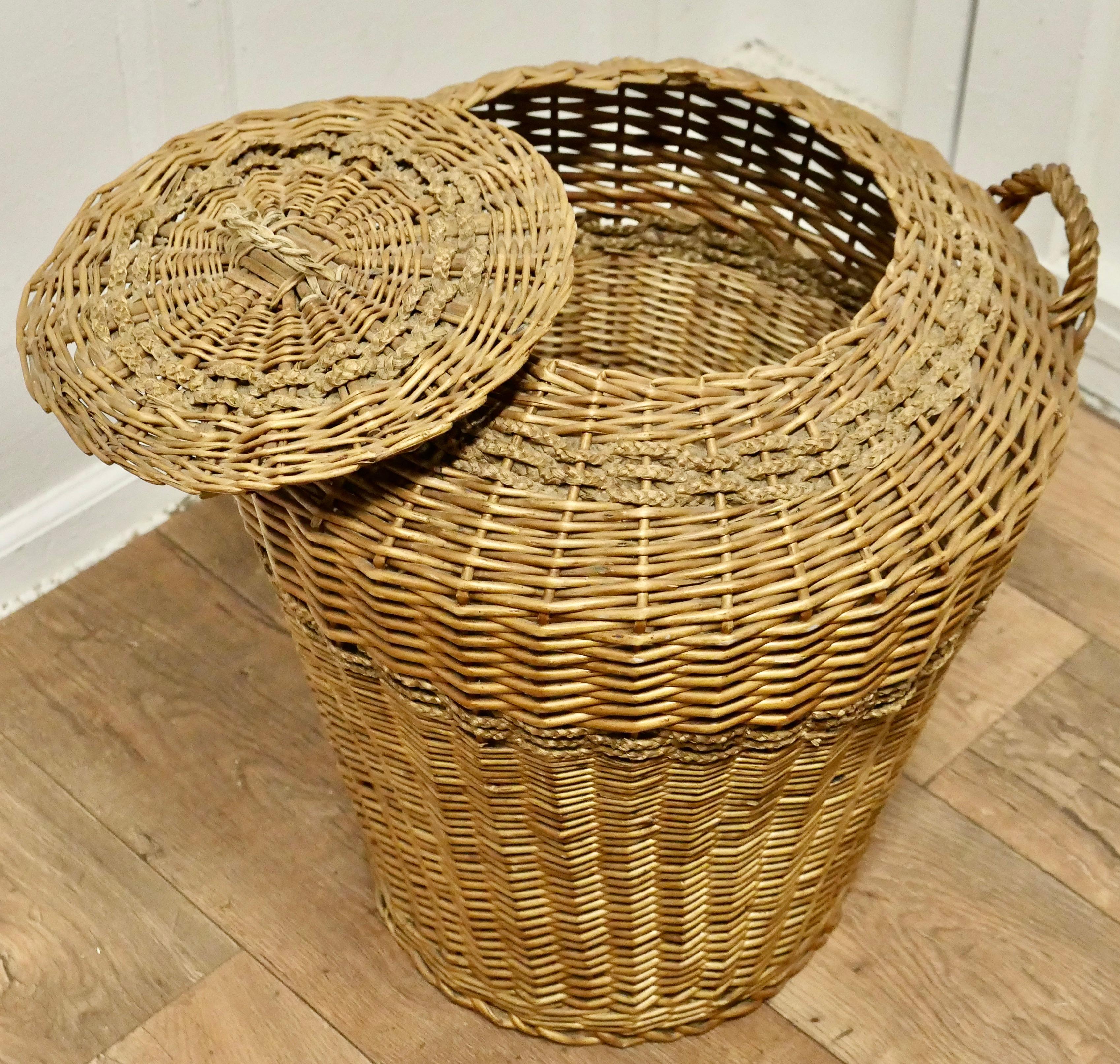 Tall Antique Ali Baba Wicker Laundry Basket  This is an excellent example  In Good Condition For Sale In Chillerton, Isle of Wight