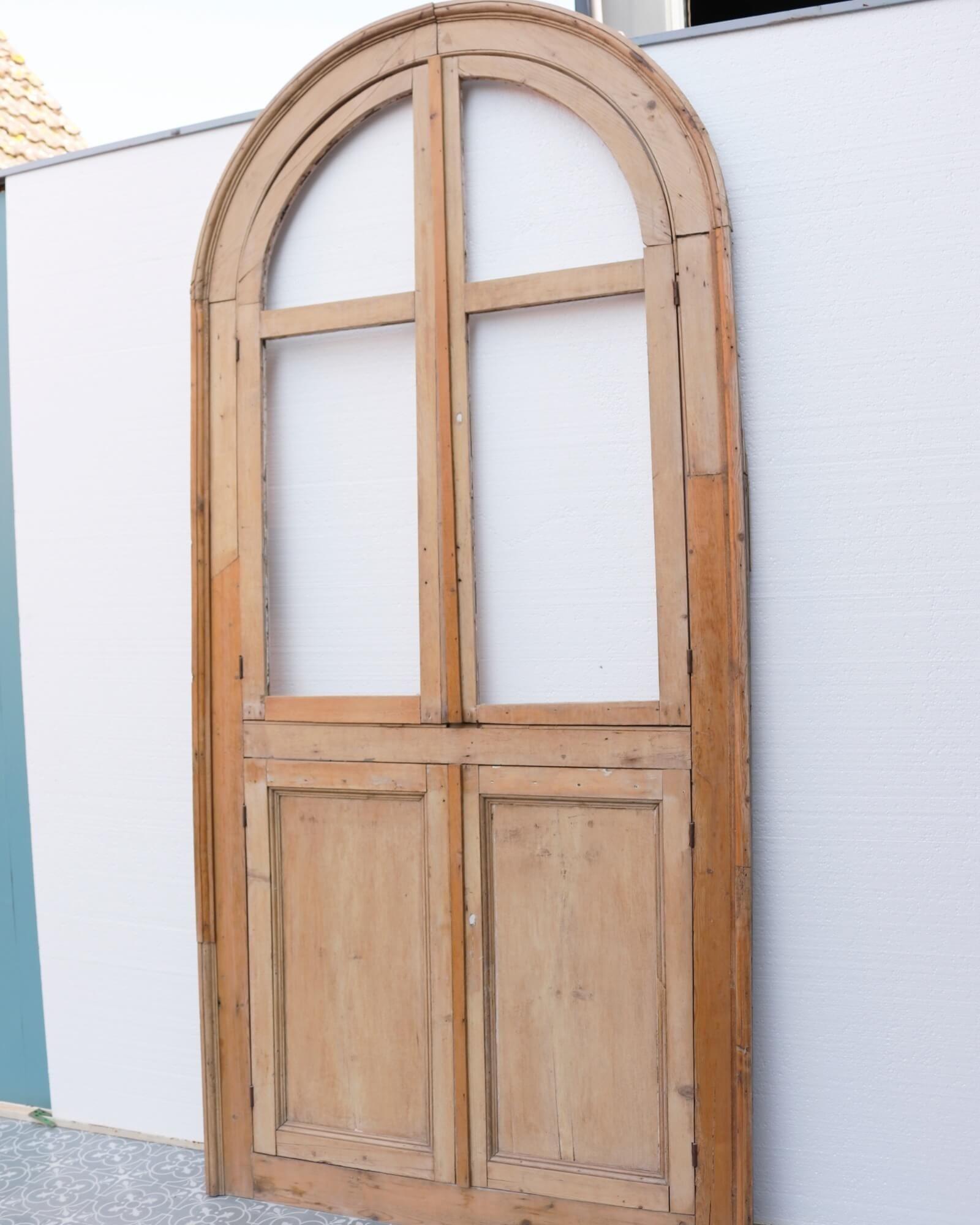 Puerta de Alacena Georgiana Antigua en Arco Alto Inglés en venta