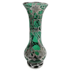 Jarrón alto antiguo Art Nouveau verde plateado de Alvin