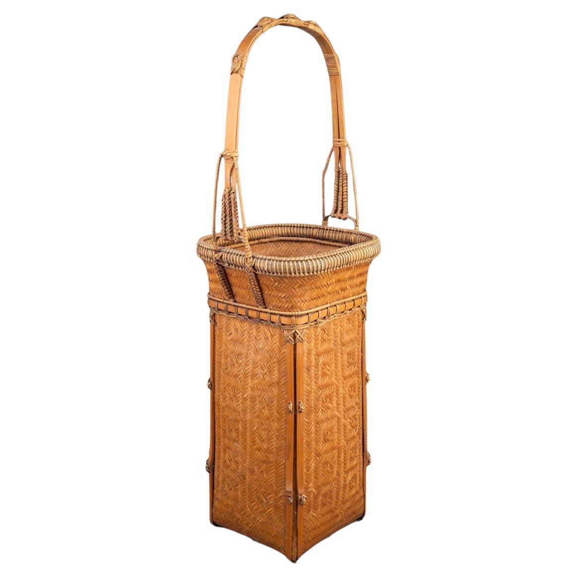 Großer antiker Blumenkorb Dekorative Kunst Innenarchitektur Asiatisch Laos  中国古董 im Angebot