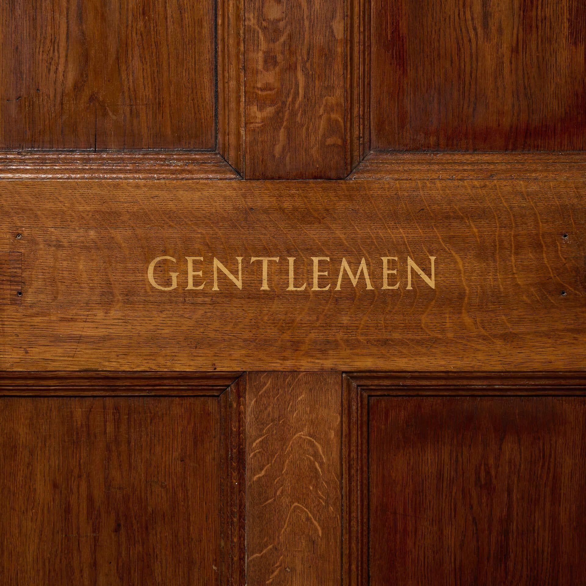 Inglese Porta alta ad arco gotico Oak in vendita