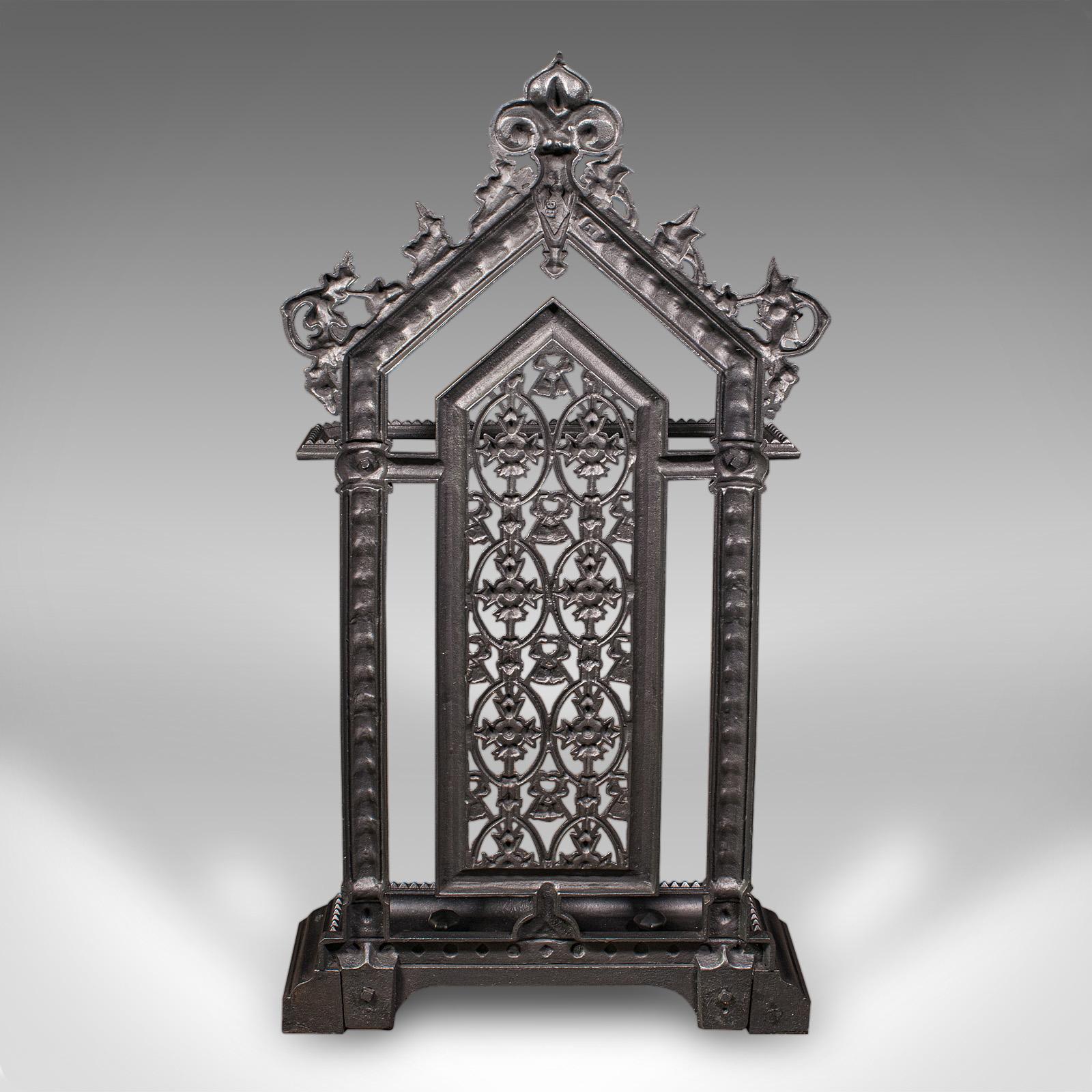 Grand Stand ancien pour bâton de couloir, anglais, porte-parapluies, victorien, Circa 1870 Bon état - En vente à Hele, Devon, GB
