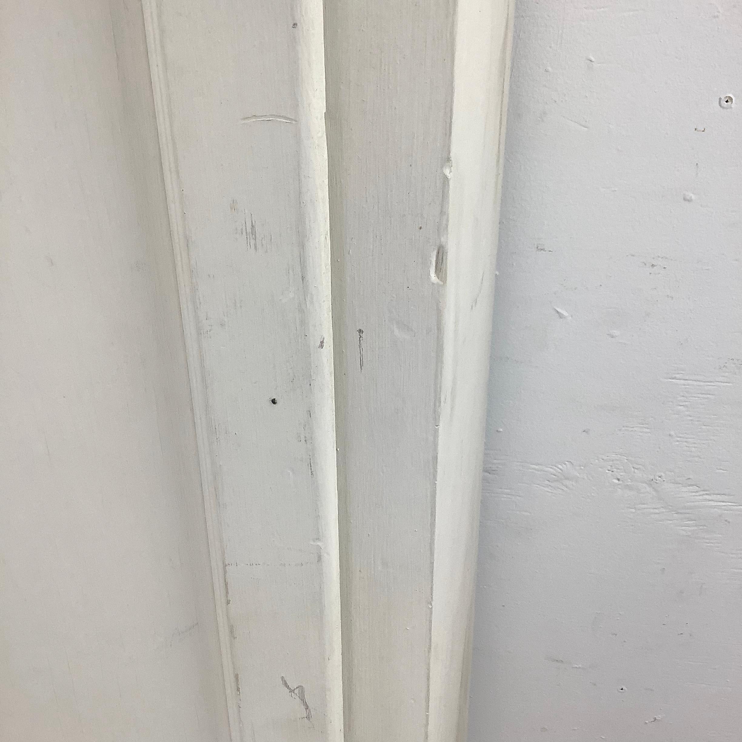 Armadio per la biancheria antico e alto in vendita 6