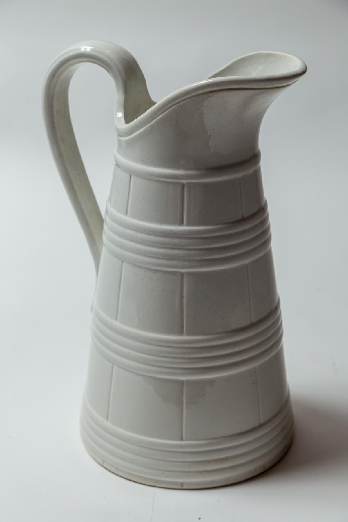 Cántaro alto antiguo de hierro blanco para leche, Bélgica, hacia 1890 en Bueno Estado en Chappaqua, NY