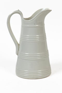 Großer antiker Milchkrug aus weißem Eisenstein, Boch Freres, Belgien, um 1890