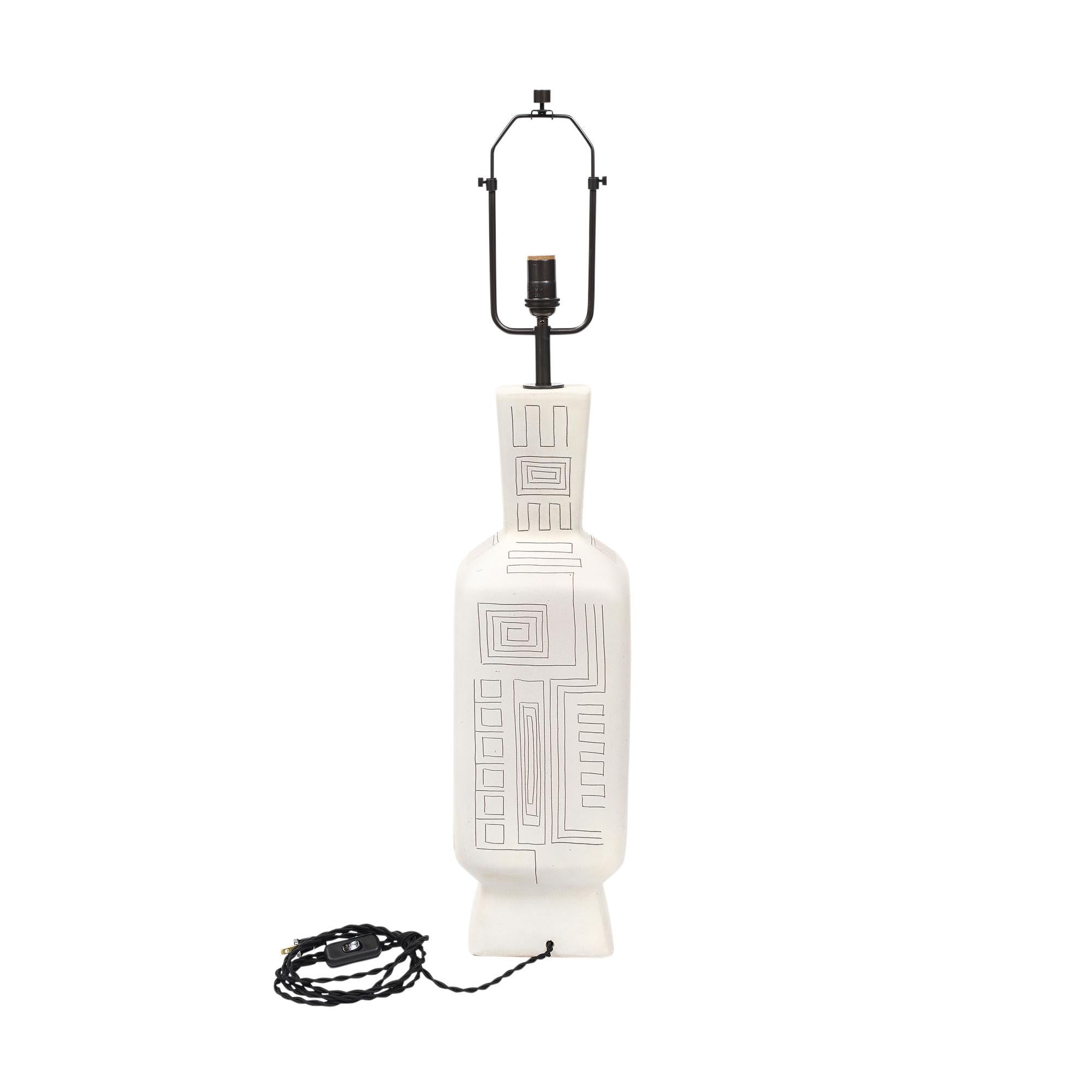 Tall Architectural Table Lamp, Ceramic, Incised, Abstract, Geometric For Sale 5