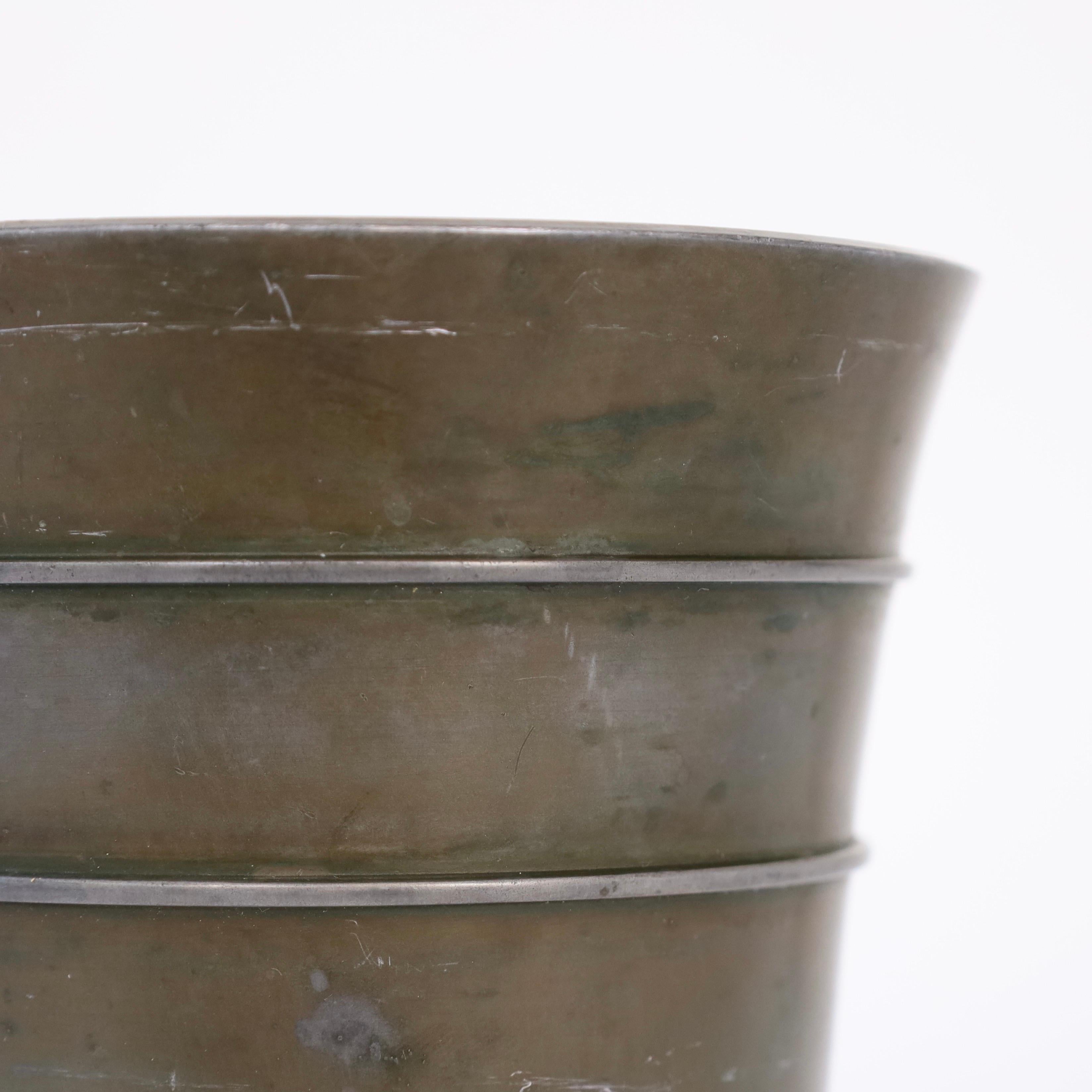 Vaso alto Art déco di Just Andersen, anni '30, Danimarca in vendita 2