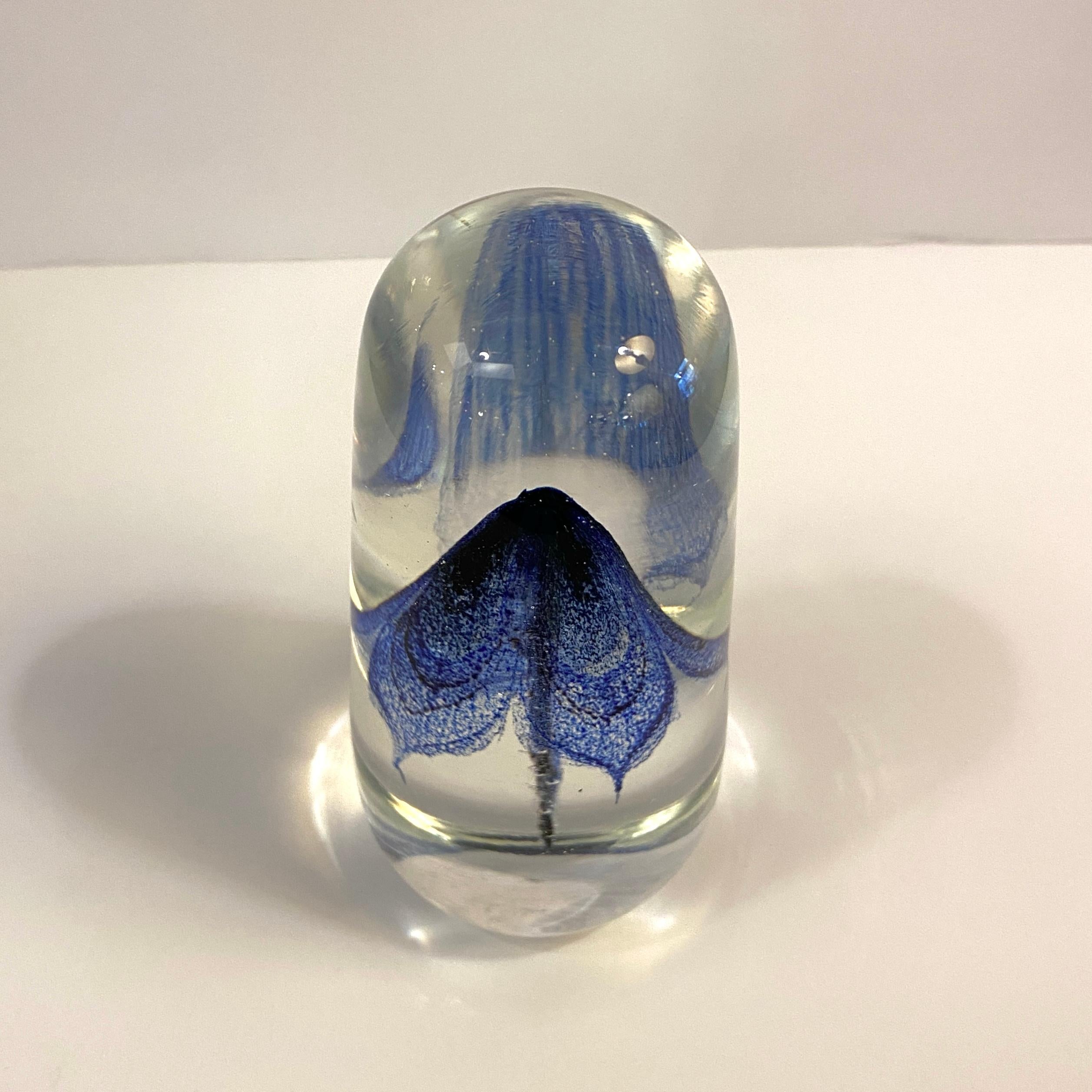 Tall Art Glass Blue Swirl Jellyfish Paperweight For Sale 1