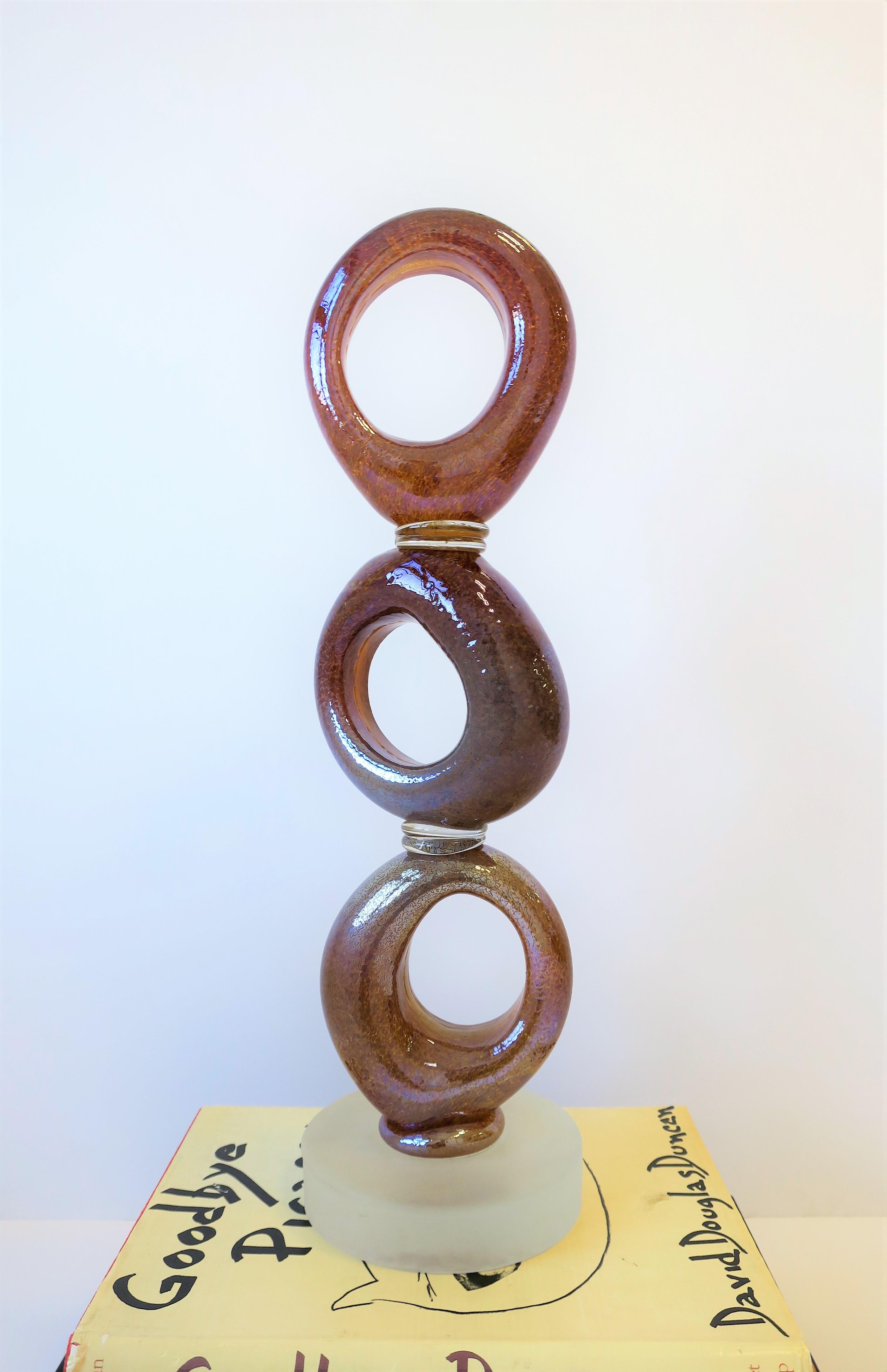 Tall Art Glass Sculpture Piece, circa 2000s In Good Condition In New York, NY